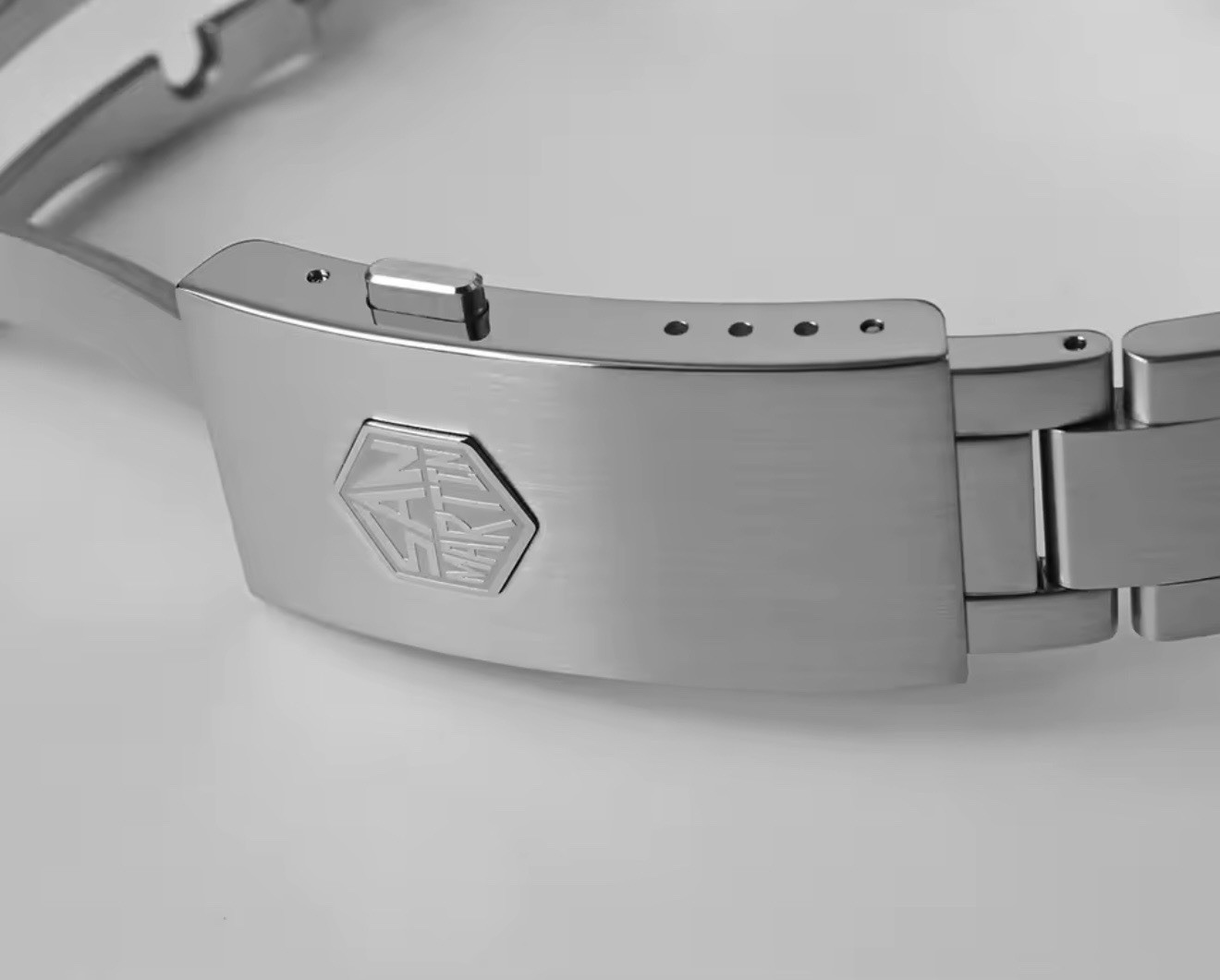 San Martin 40mm Automatic NH35A Sapphire Black Dial 2