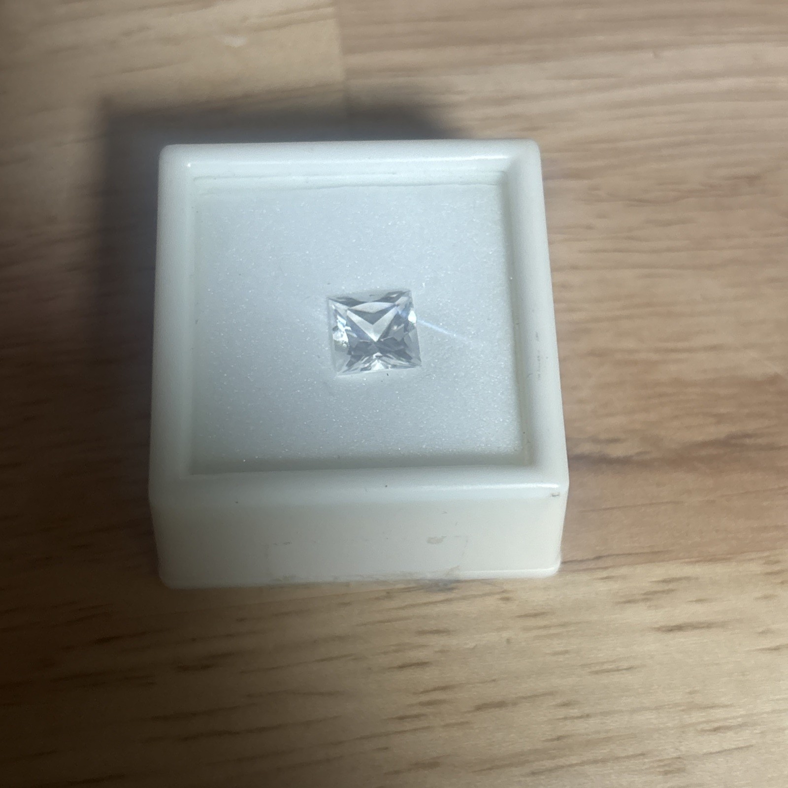 NEW 2.75ct White YAG Simulant Gemstone 8x8mm Gem Jewelry Stone Craft Piece