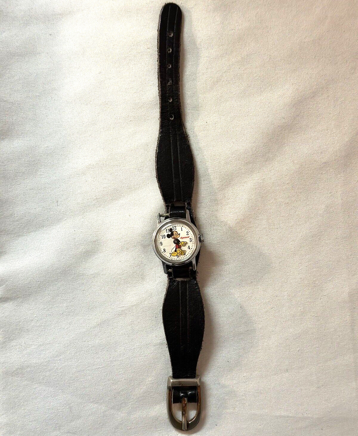 INGERSOLL MICKEY MOUSE DISNEY WRISTWATCH IN GREAT WORKING CONDITION….1950’S