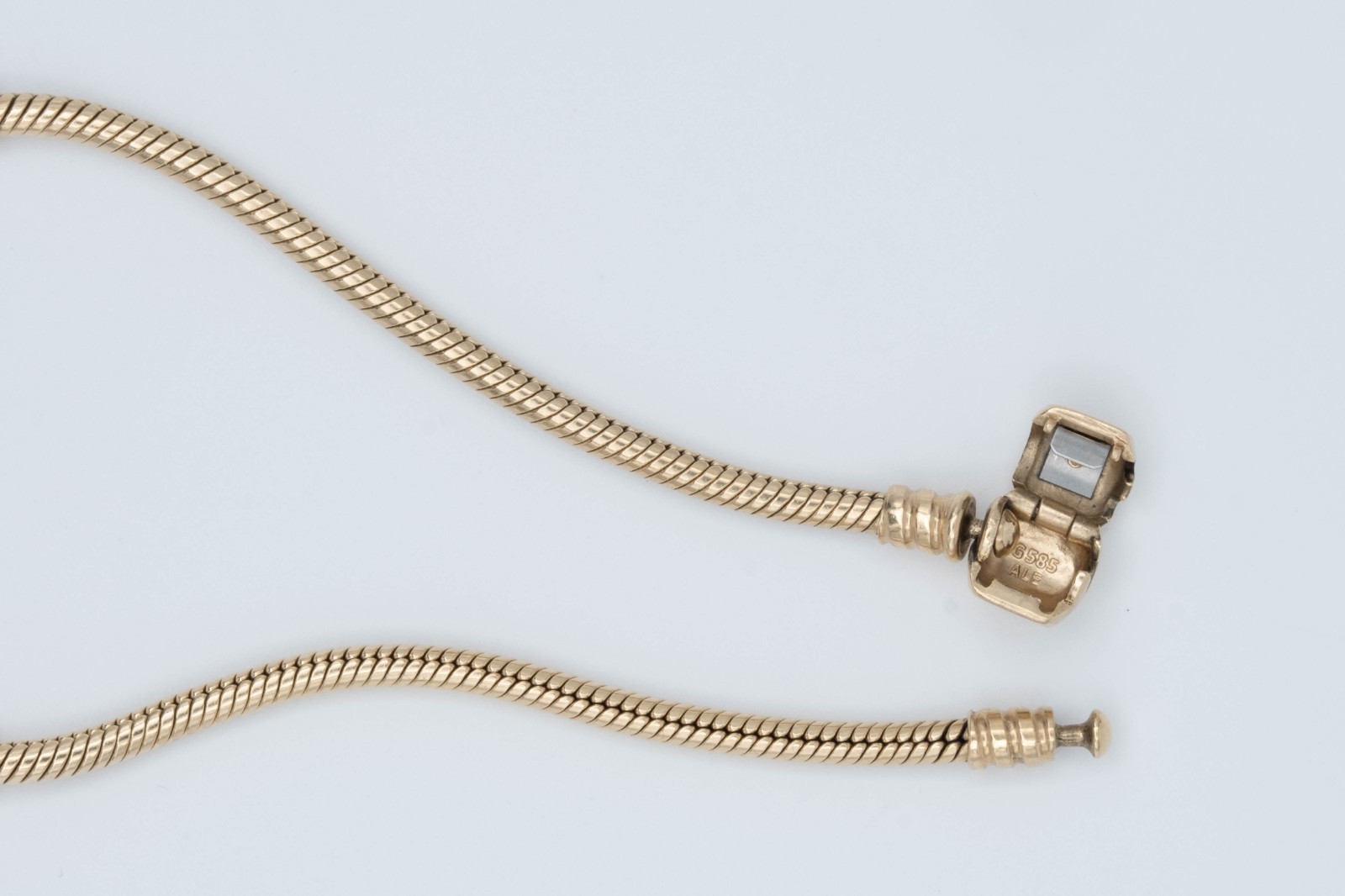 Pandora Moments Snake Chain Charm Bracelet 9 inch 14K Yellow Gold 20.1 grams