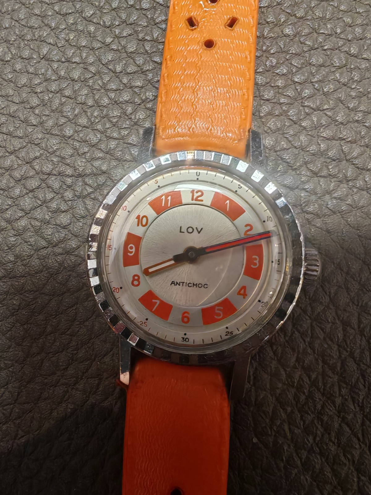 Rare Vintage LOV Watch Mechanical Movement Diameter 30mm