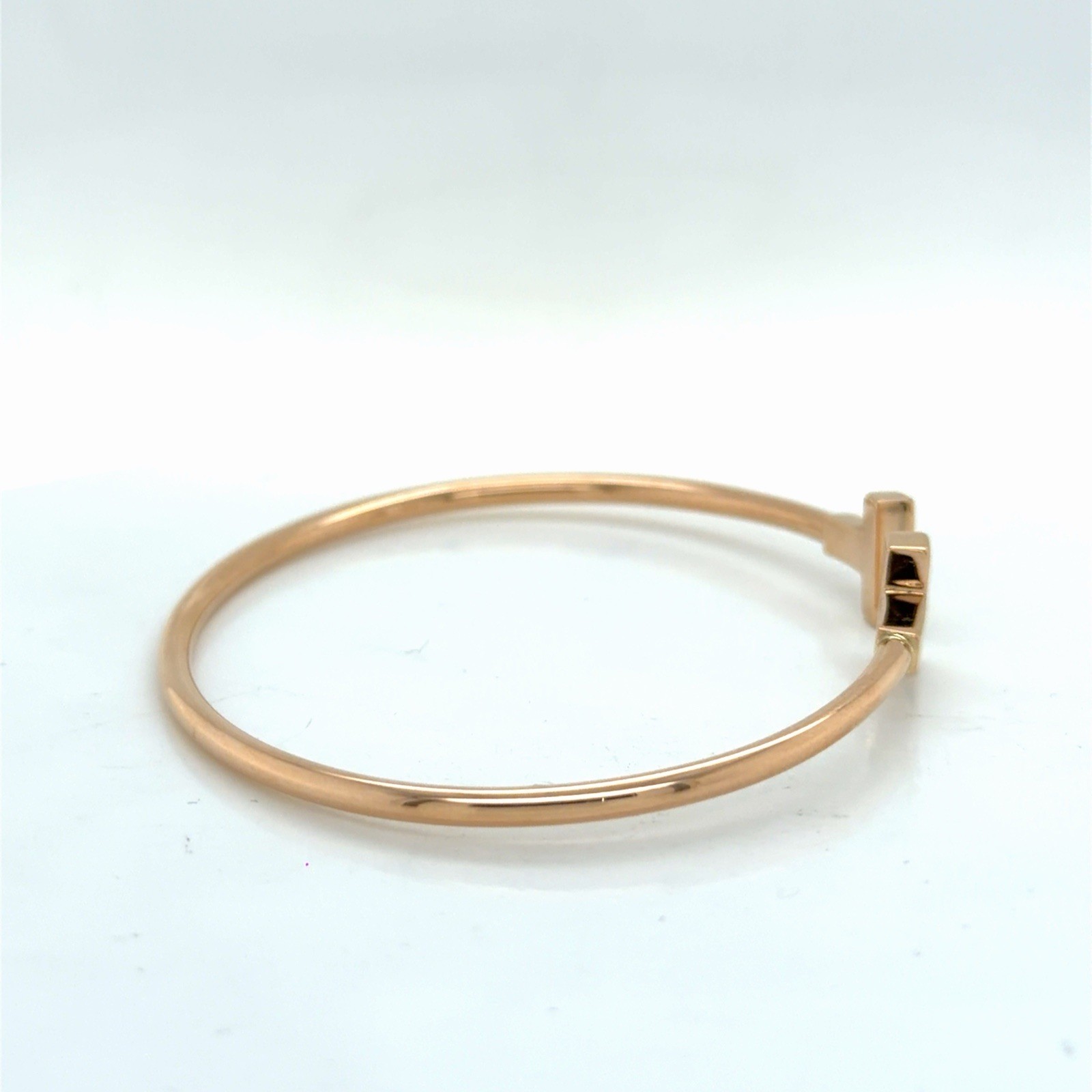 Tiffany & Co. T Wire Bracelet 18k Rose Gold Size Medium 6.25 in