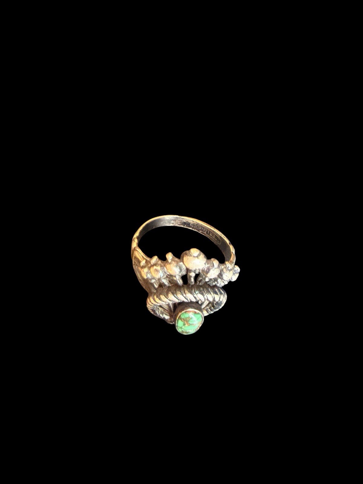 Unique Southwest Sterling Silver Green Turquoise Ring Size: 5.5