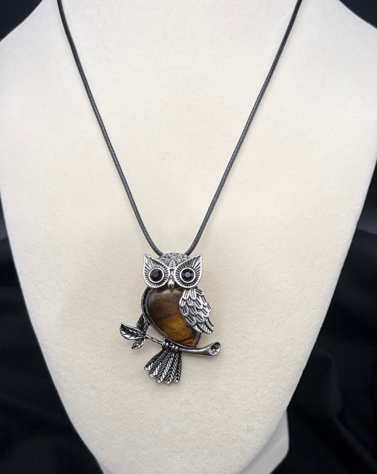 Natural Tigers Eye Owl Pendant Necklace 21″ Waxed Cord Chakra Healing Stone NEW