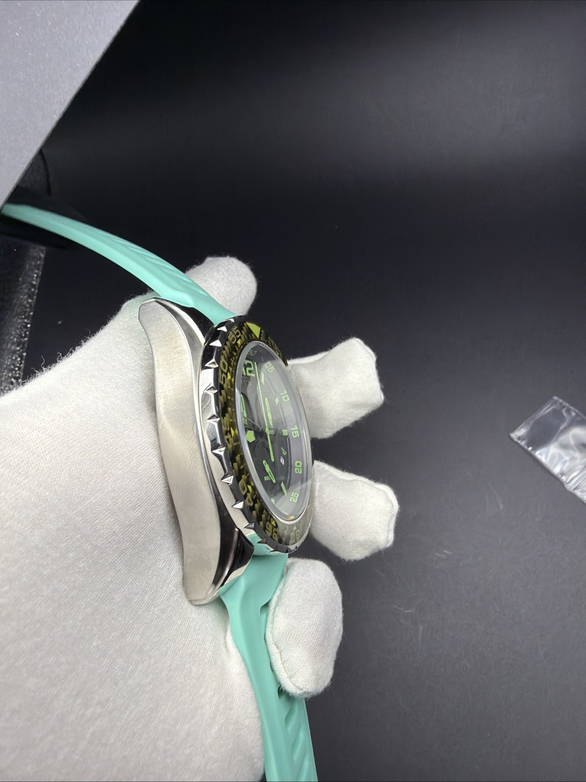 Invicta Corduba Collection Model 12451 Carbon Fiber Dial (read)