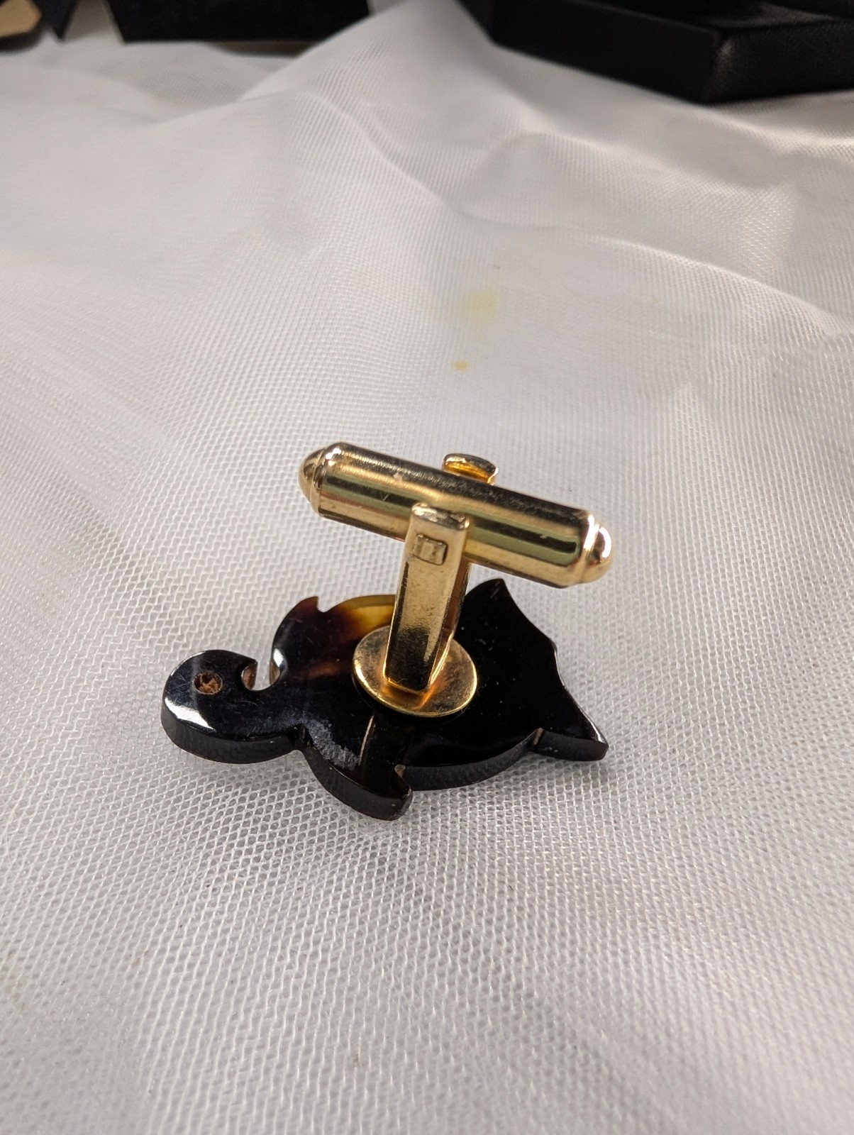 Vintage Cufflinks Lot 2 Pairs Red Stone Square & Faux Tortoiseshell Turtle Motif