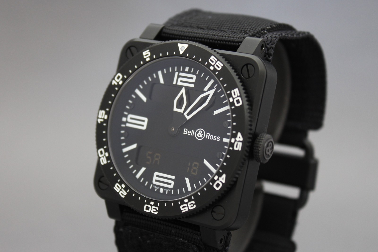Bell & Ross BR03 Type Aviation Carbon 2012 Box Papers 6-Month Warranty 2x Straps