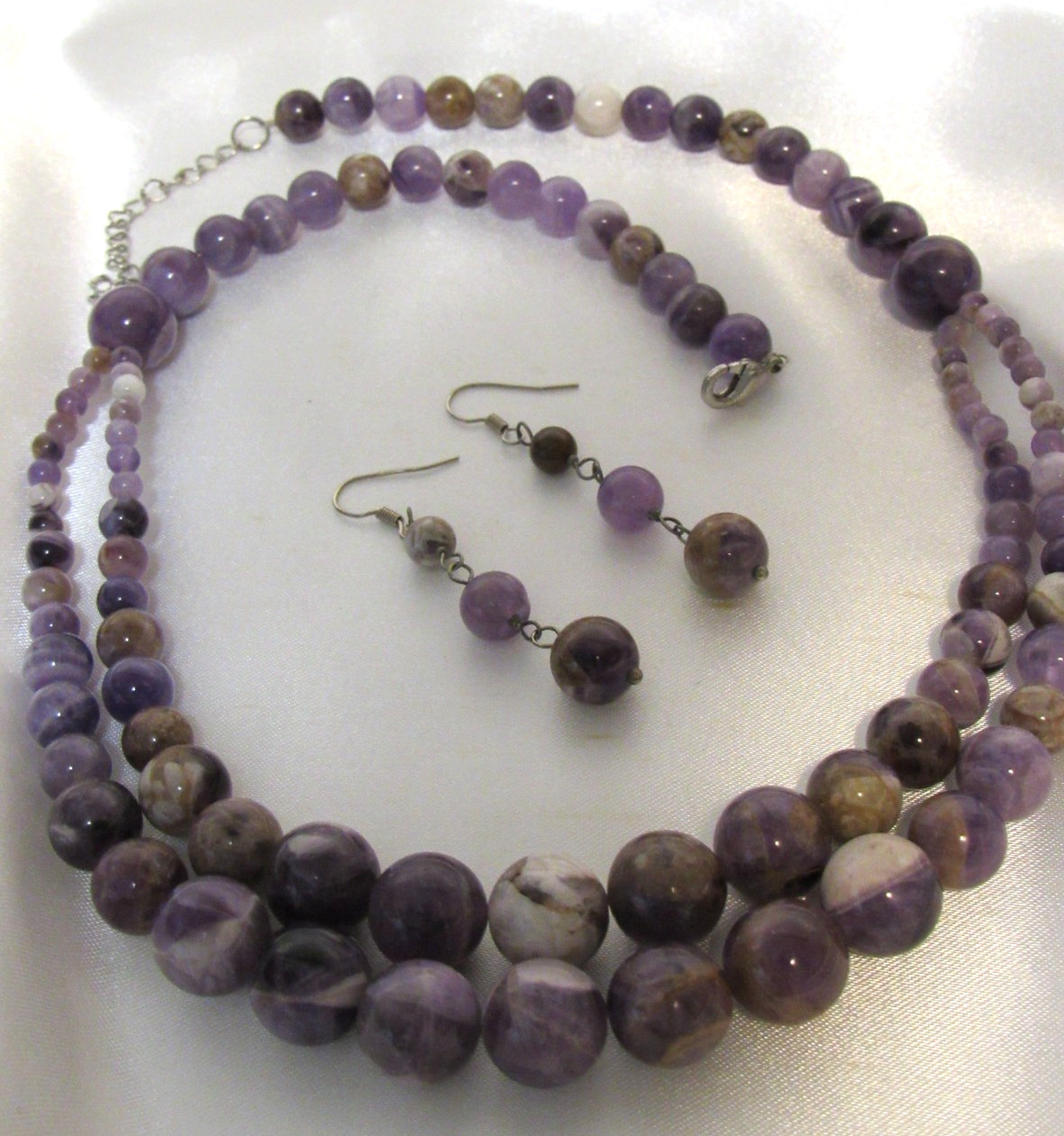 Amethyst Purple Agate Beaded Gemstone Necklace w Matching Dangle Earrings