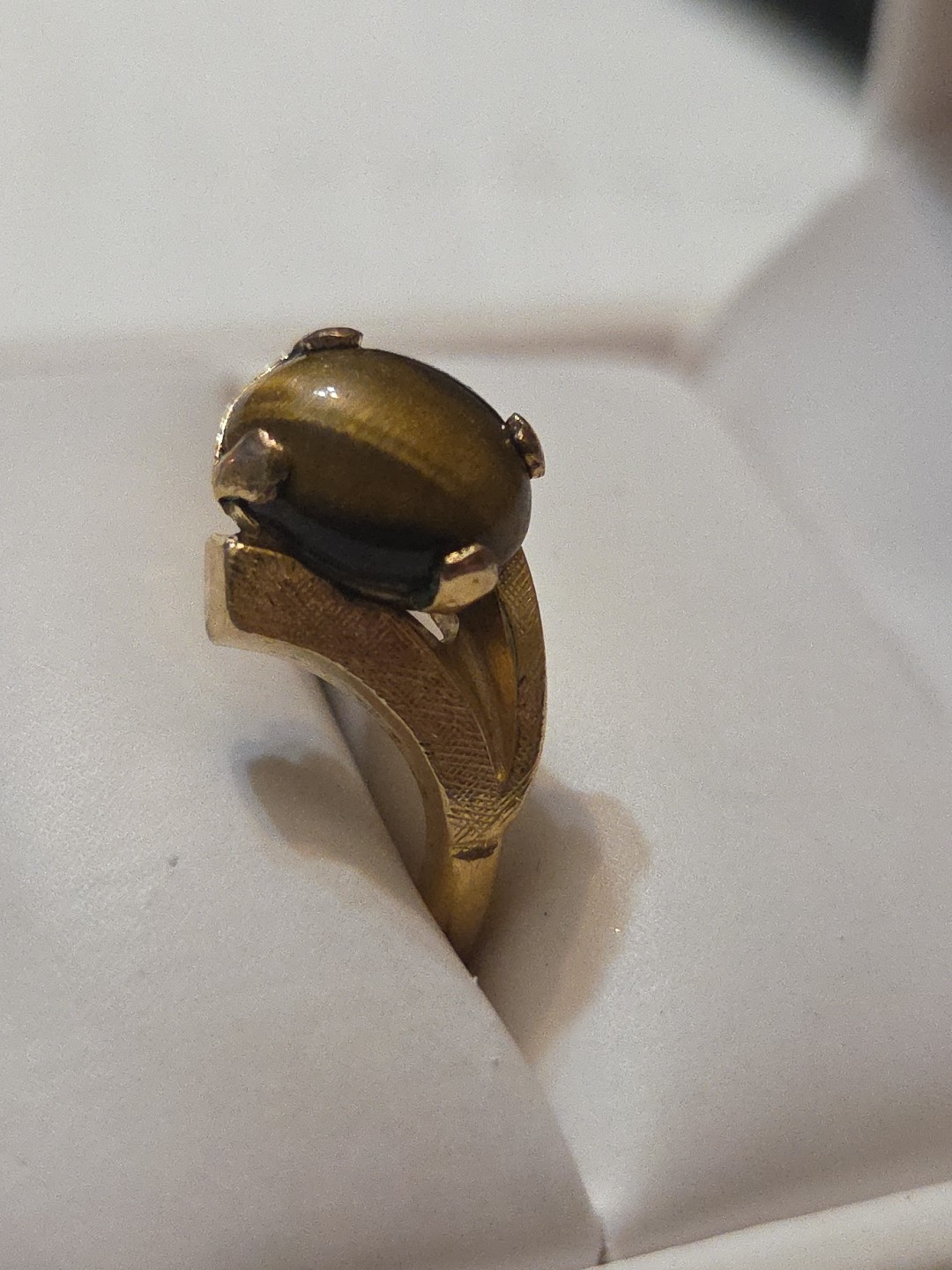 Vintage MGM Stamped 10KT GF Gold Filled Cabochon Tigers Eye Ring Size 7.25 W93