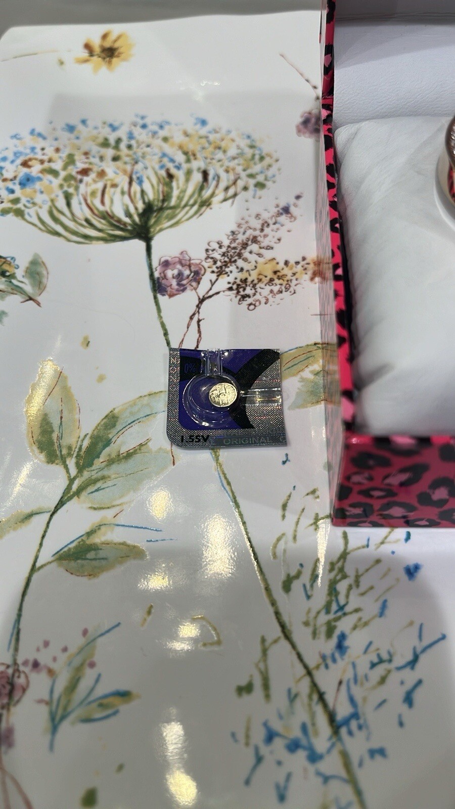 Betsey Johnson Watch & Maxell Battery