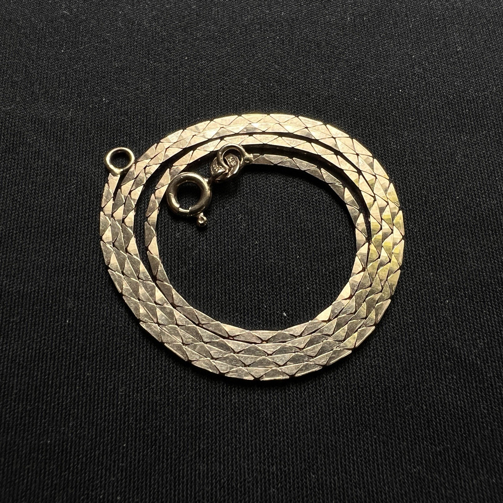 14K Solid Yellow Gold Diamond Cut Flat Link Necklace 16” 7.1g Italy