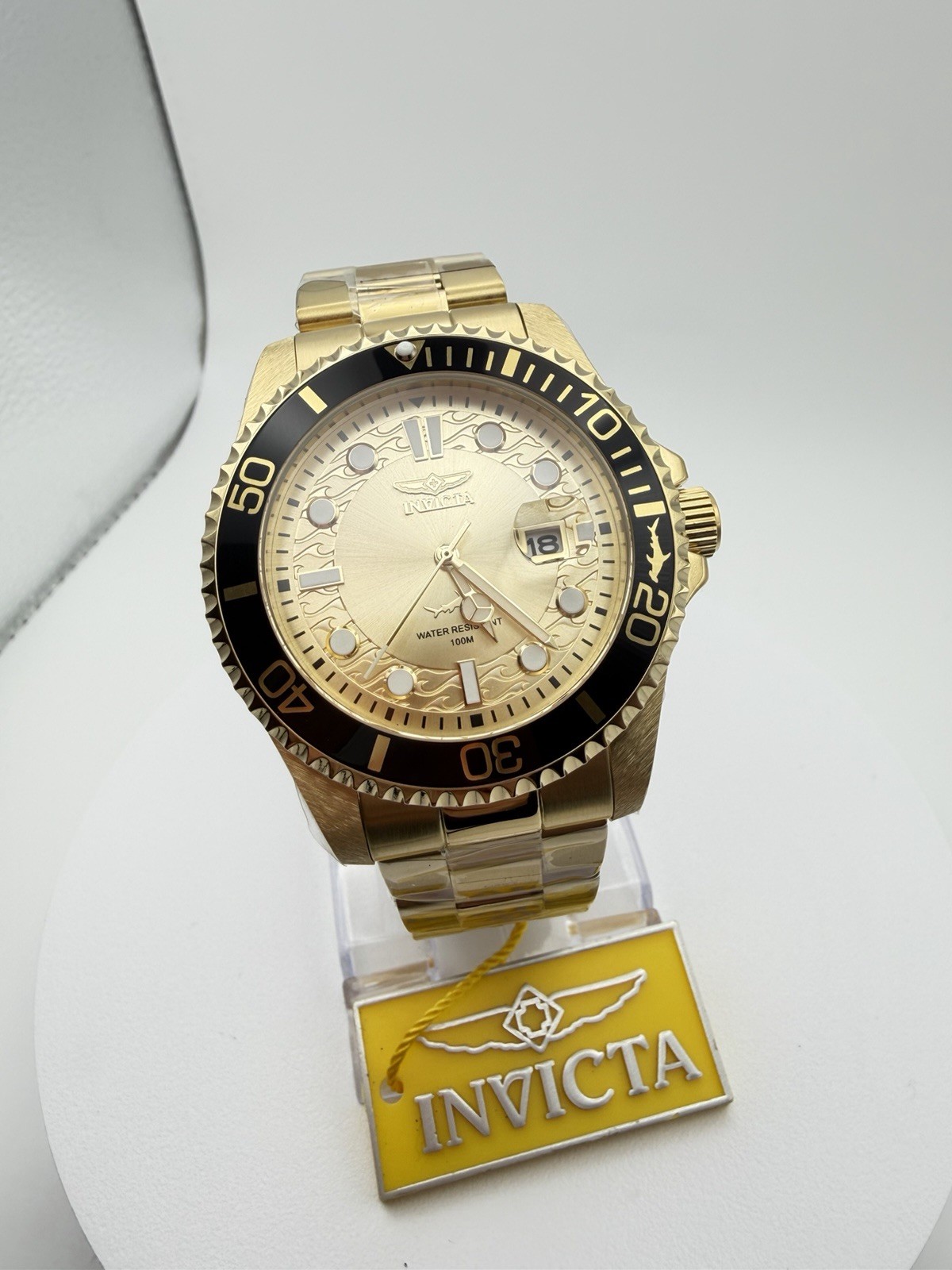30025- Invicta Pro Diver Currentwave Men’s Watch- 43mm Watch – Gold