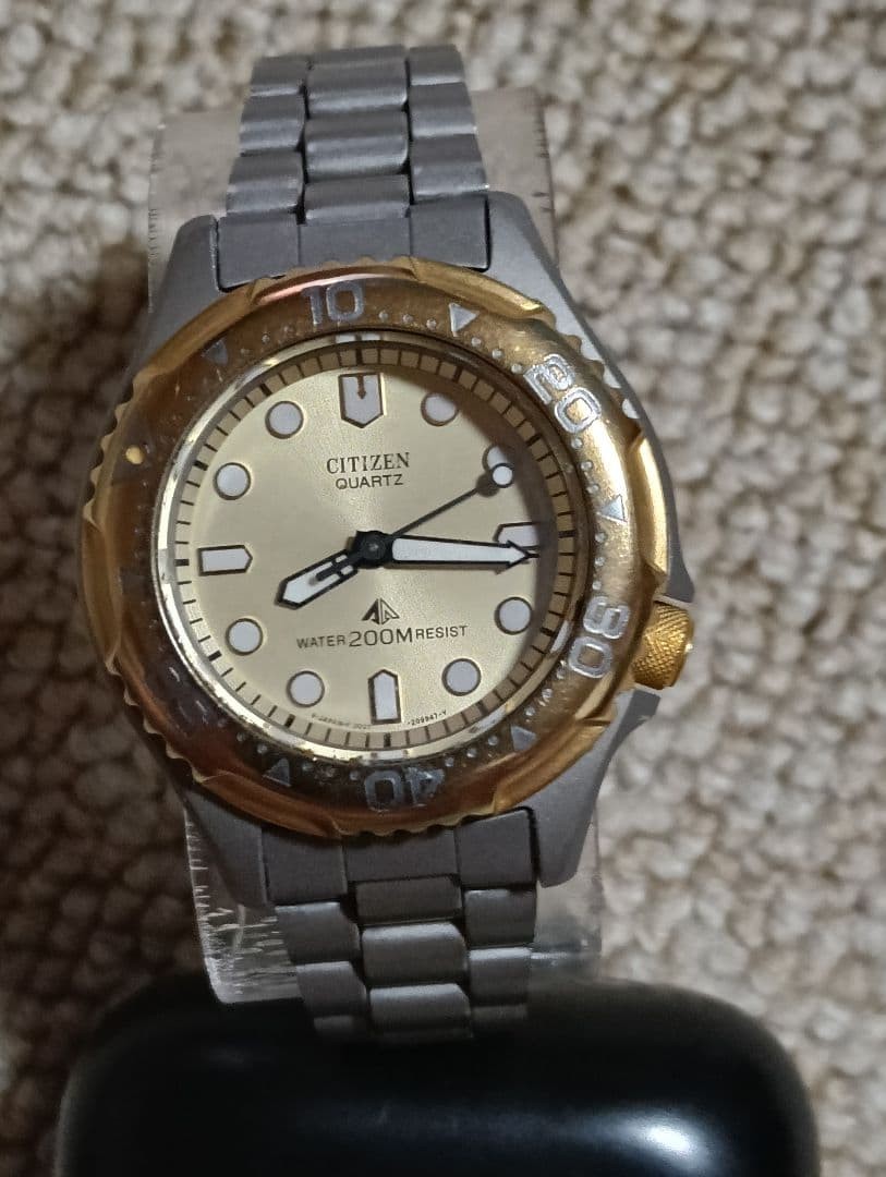 Extremely rare and super cheap! CITIZEN PROMASTER SPORTE QUARTZ 200M!