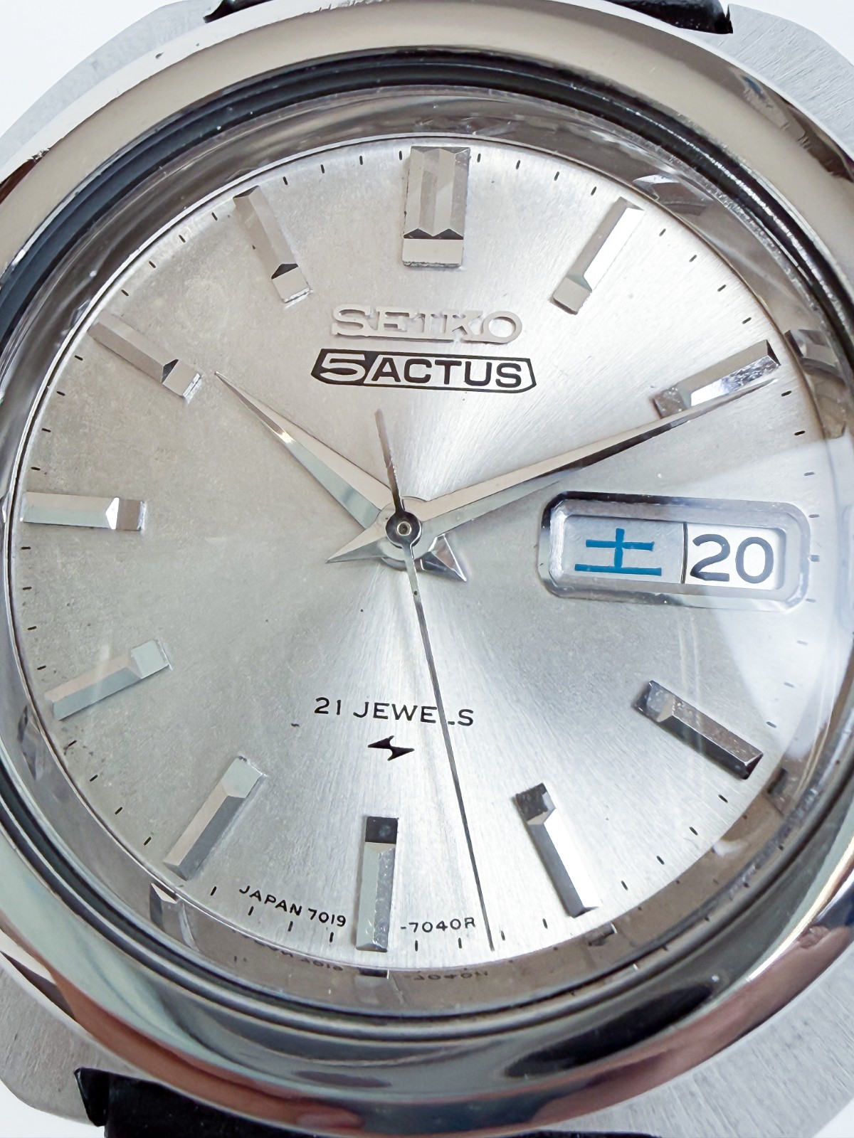 Seiko 5 Actus 7019-7020 Sunburst Silver Dial
