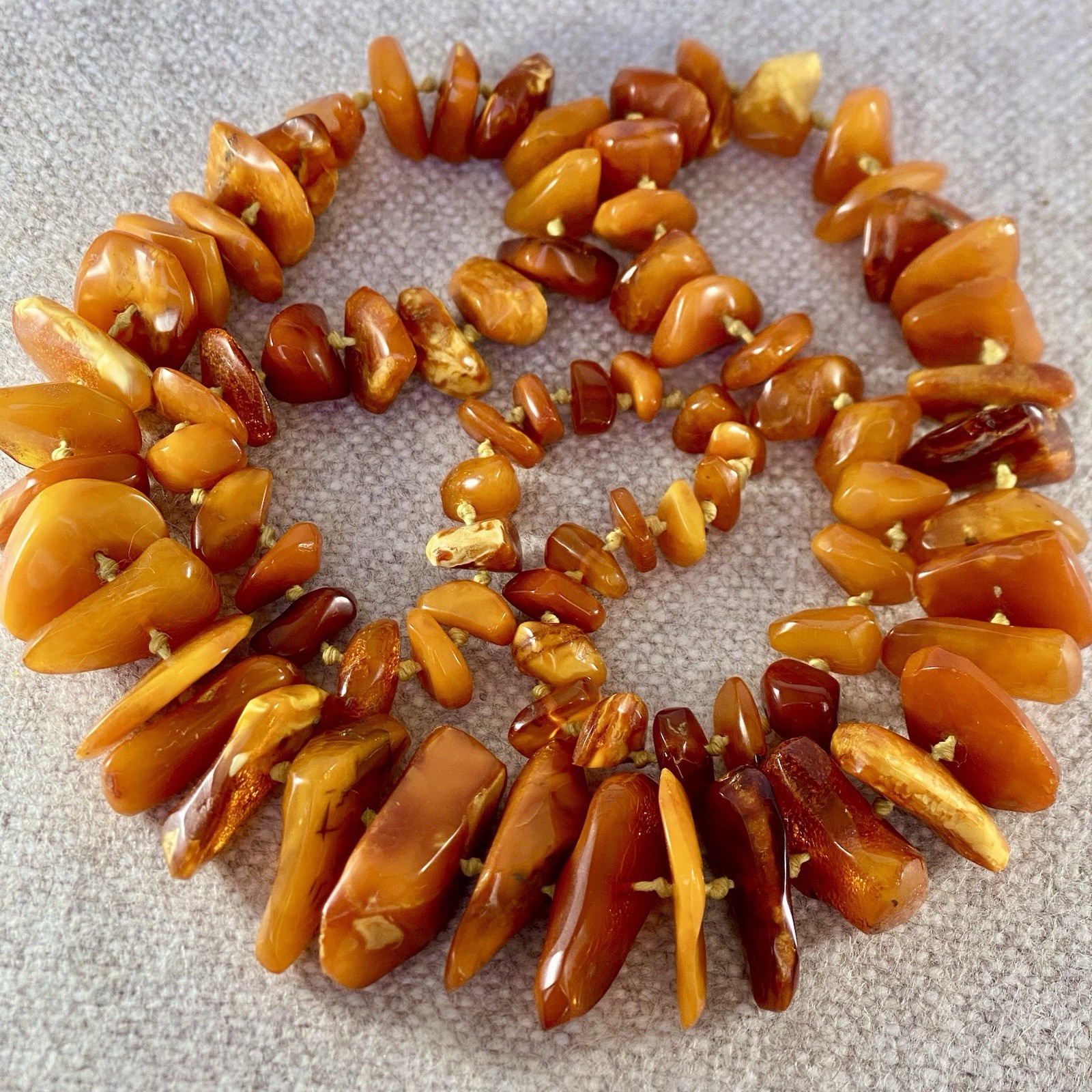 Vintage Natural Baltic Amber Necklace 30” Butterscotch Egg Yolk Nuggets 82g