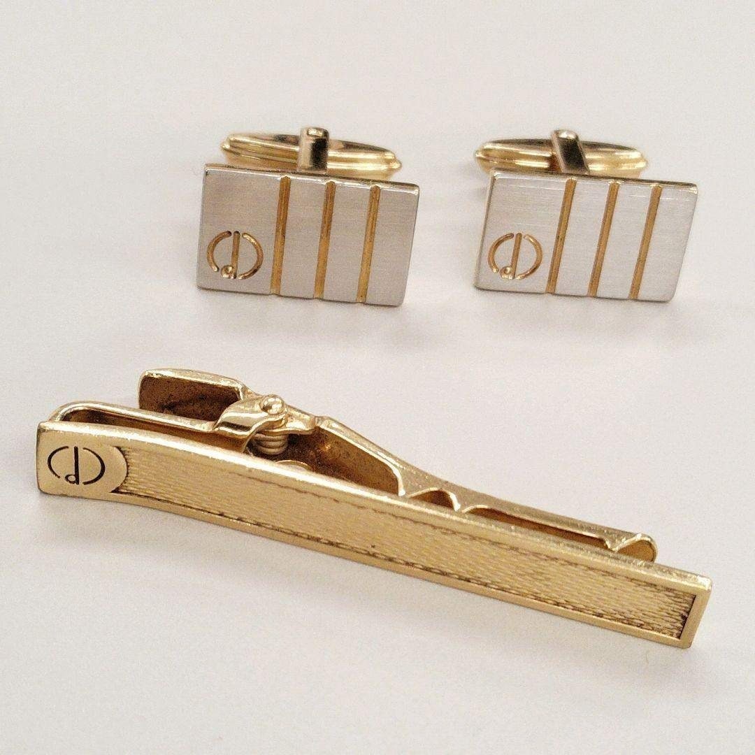 Excellent condition dunhill gold stripe cufflinks and tie bar set