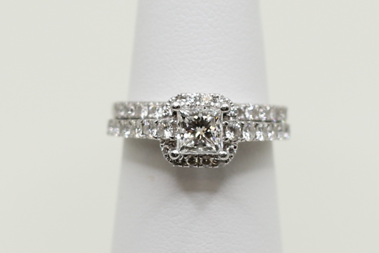 Platinum 1.80 ctw Princess Natural Diamond VS1-H Wedding Ring Set 8.8 Grams