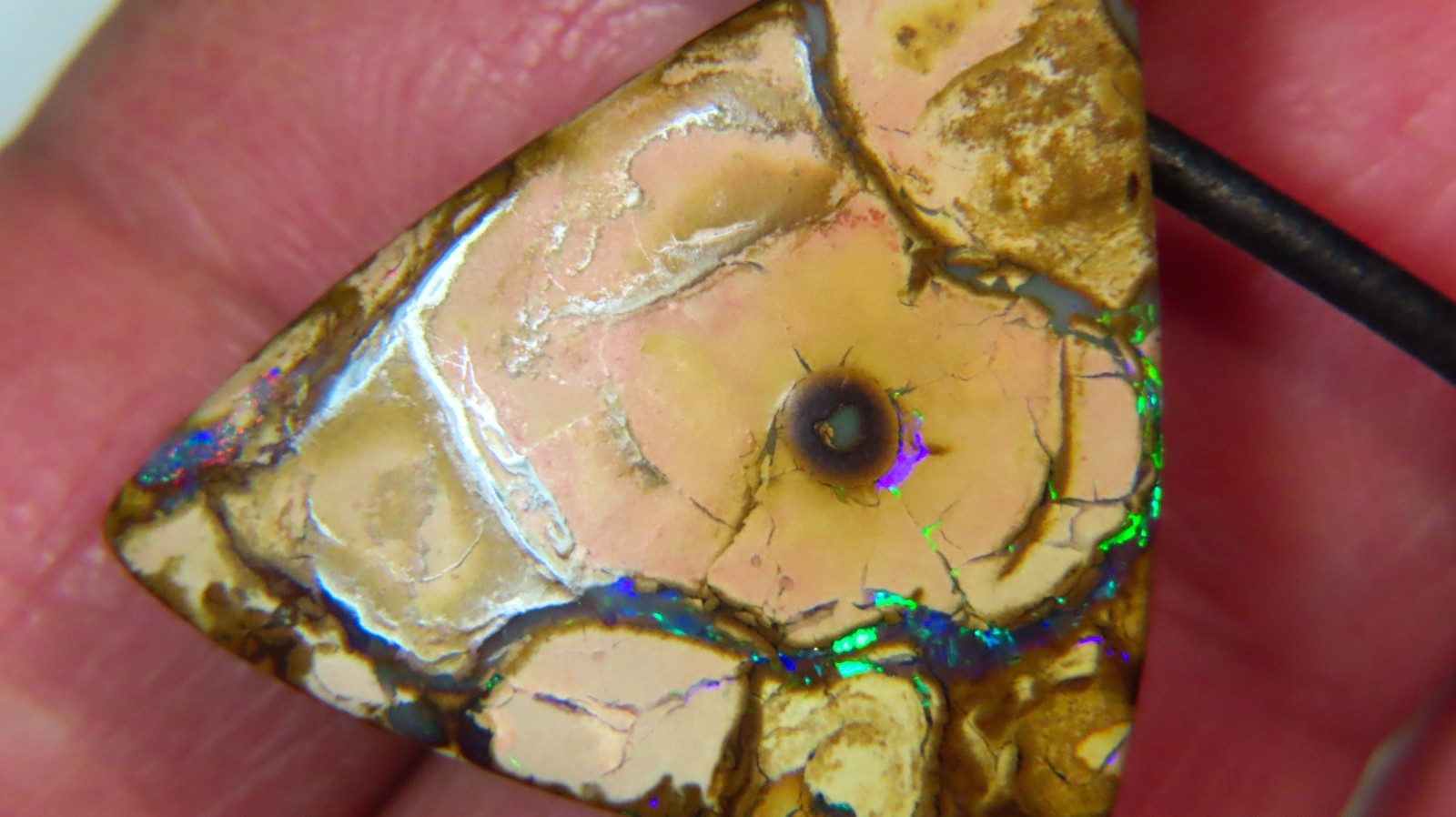 45.5c AUSTRALIAN QUEENSLAND BOULDER OPAL SIDE DRILLED SURF PENDANT OCA19339