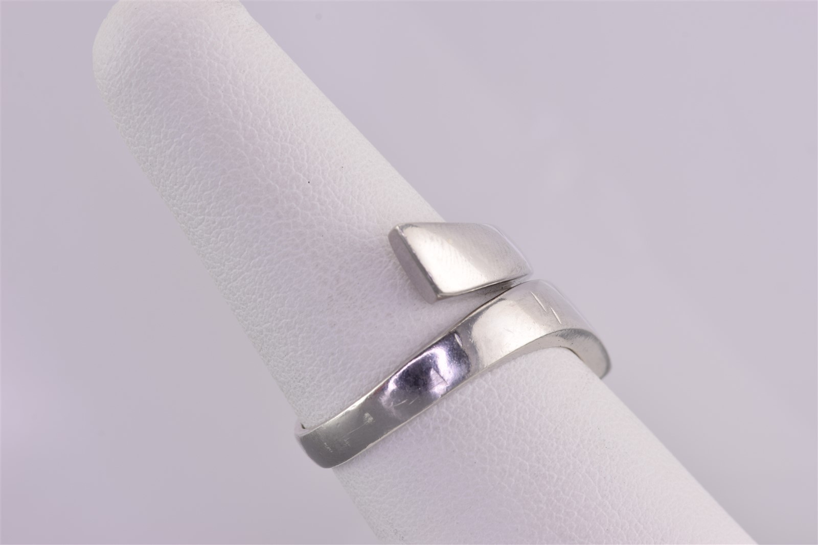 Sterling Silver 19mm Solid Tapered Wrap Around Bypass Band Ring 925 Sz: 8