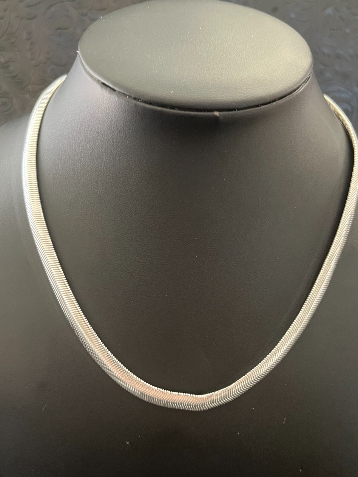 Elegant 925 Silver Plated Flat Snake Chain 6mm Wide 20″ Long Fast Free Shipping!