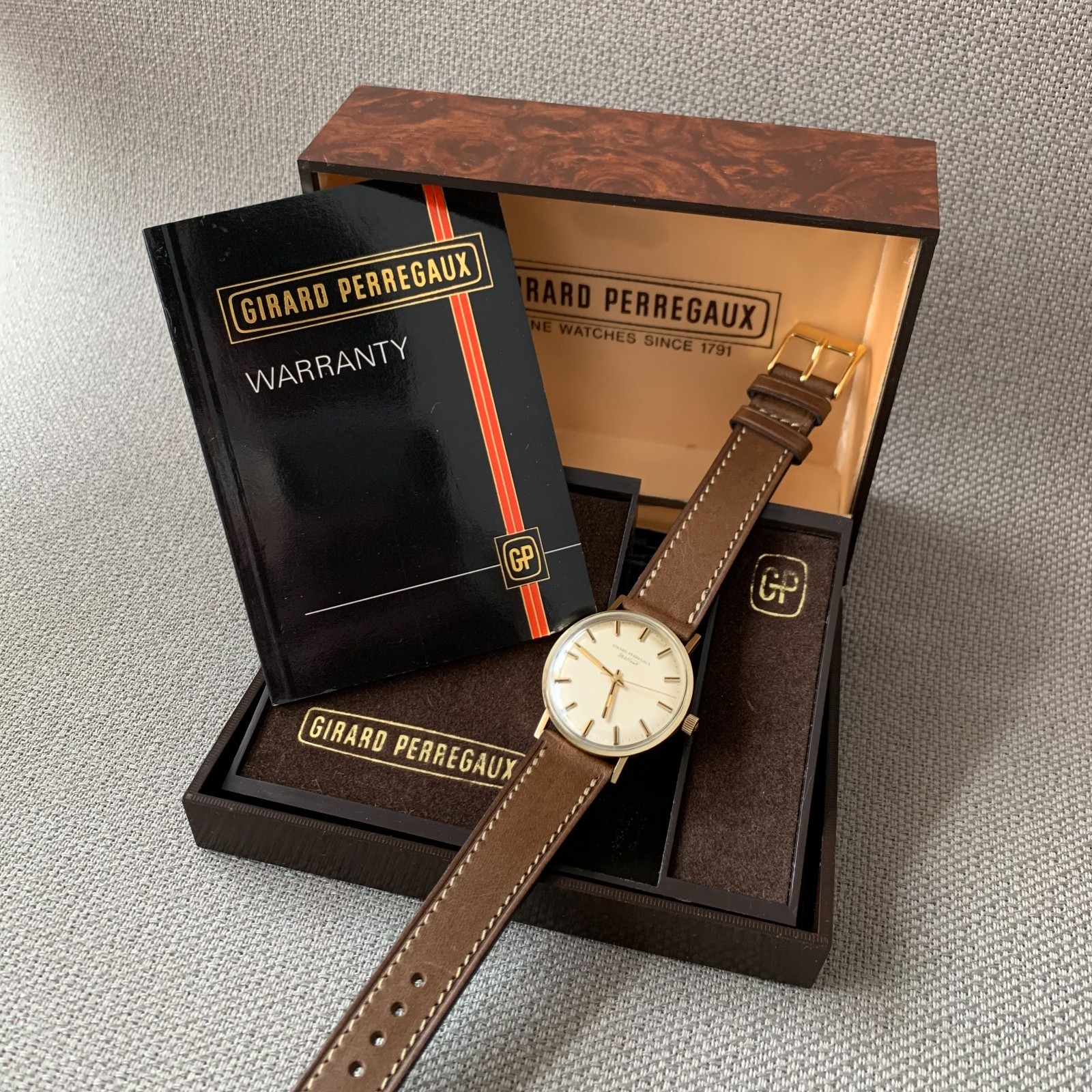 Girard Perregaux Sea Hawk 10K Gold Filled Manual Wind Watch Mint Box & Paper