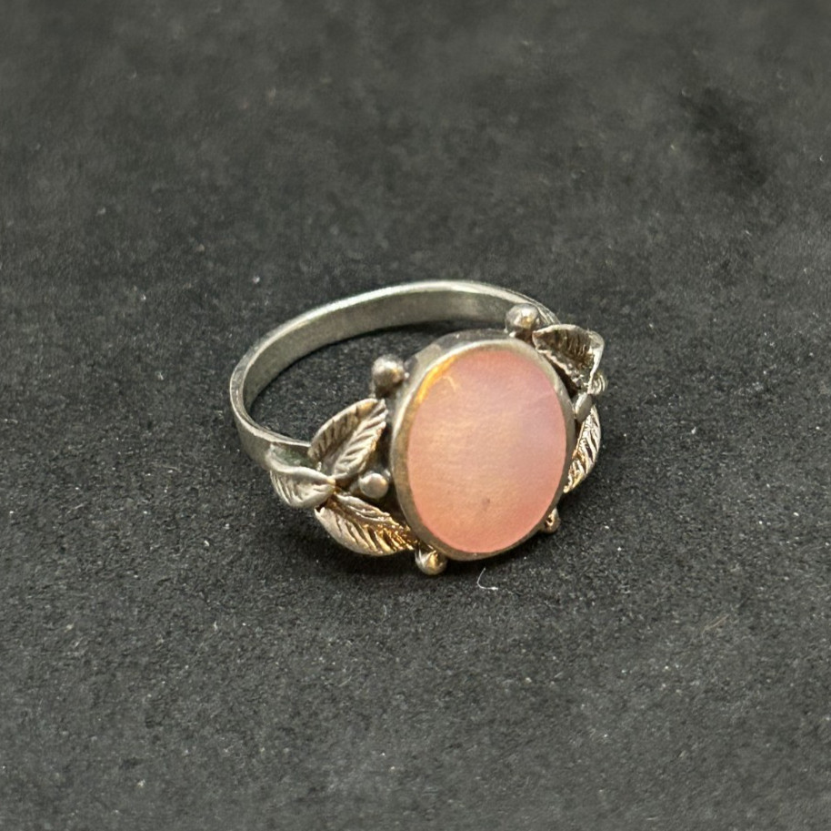 925 Sterling MOP Floral Navajo Design Ring 13.4mm Sz 6.5 – 3.56g