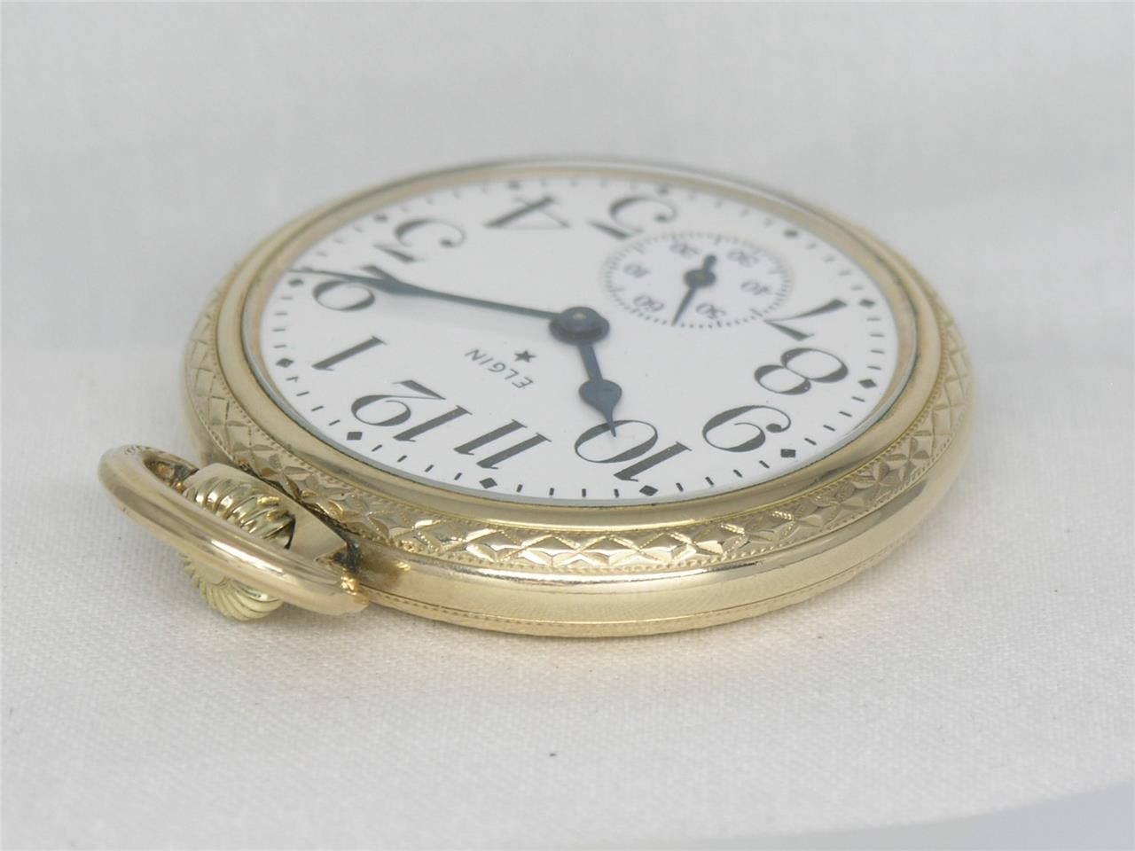 16S ELGIN 3151A MODEL 17 JEWEL GOLD FILL RAILROAD POCKETWATCH W/ BOX, SIGNED 3X!