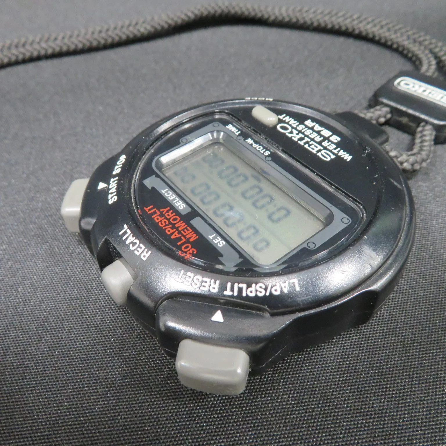 8825■Stopwatch■Seiko■S031-4000■Waterproof (3BAR)■Shipping included