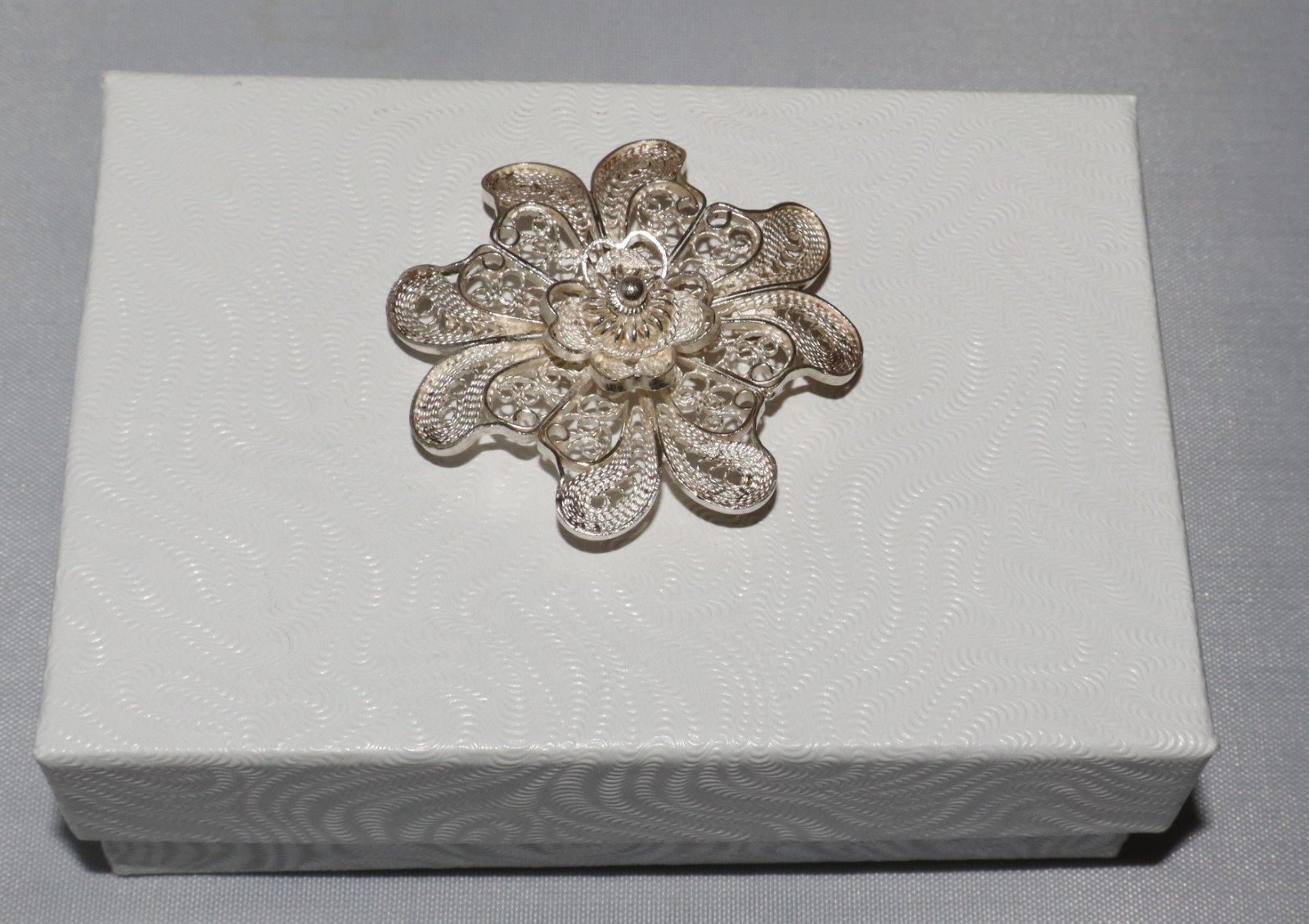 Vintage Sterling Silver Ornate Filigree Flower Pendant Brooch 6.4 grams