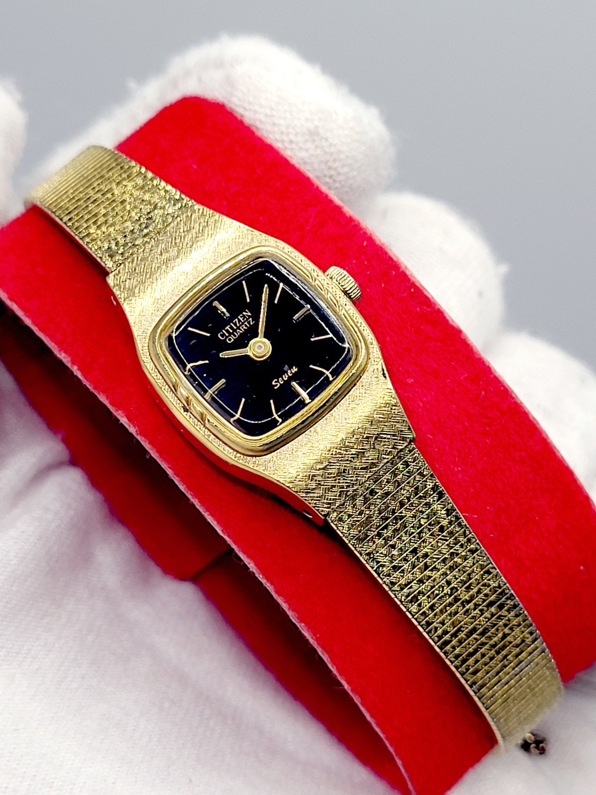 Rare [N. MINT] 1981 16mm Citizen Seven Vintage Quartz Women’s Watch Japan Made