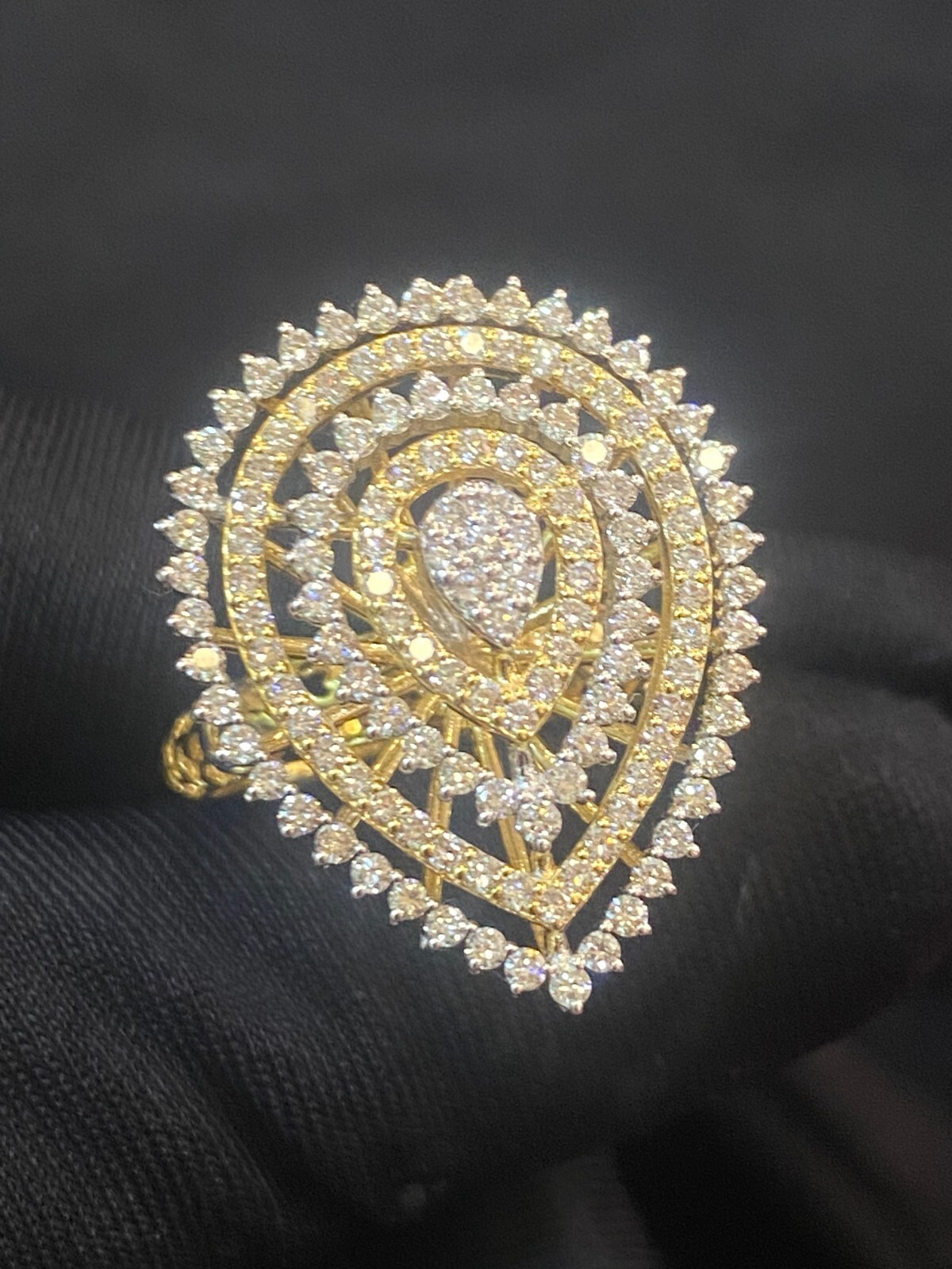 Stunning 1.90 Cts Round Brilliant Diamonds 4-Row Halo Wedding Ring In 14K Gold