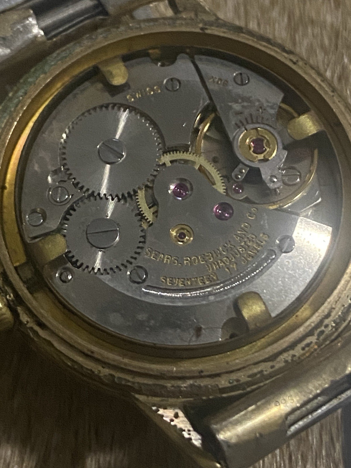 Sears Roebuck Vintage Men’s 17J Manual Wind 34-36mm Gold Tone Watch