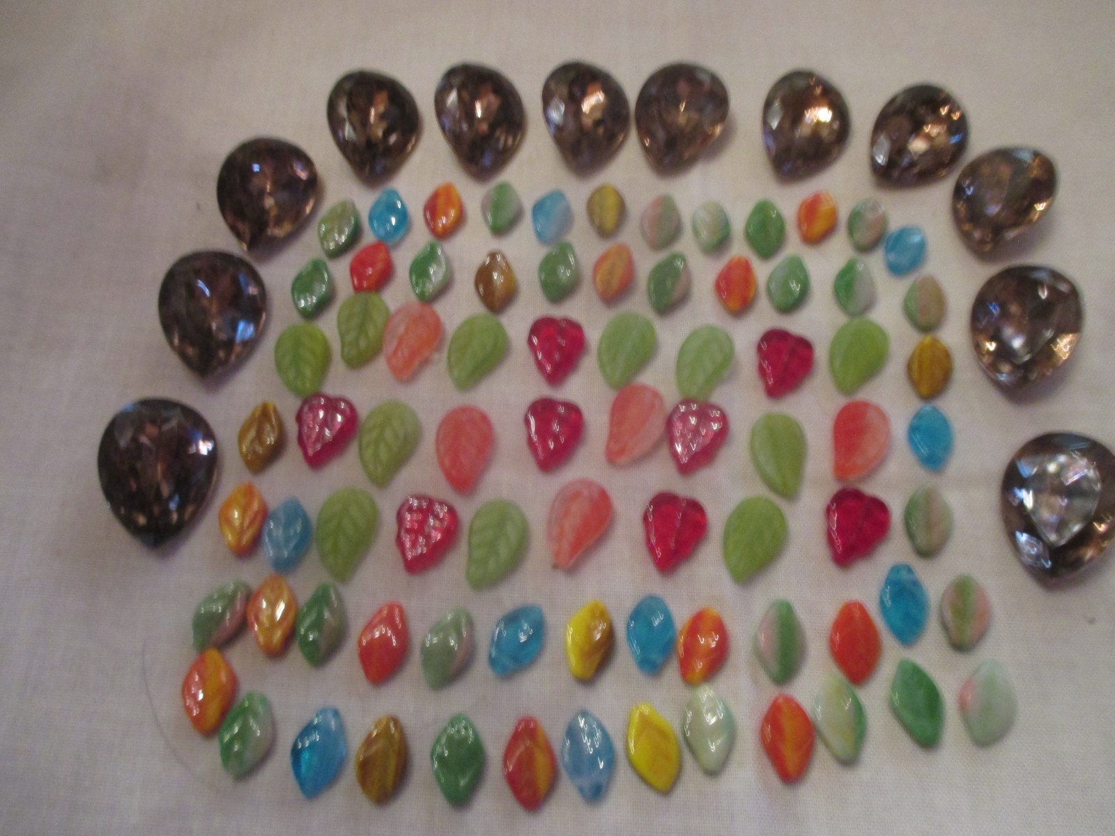 CZECH GLASS LEAF LEAVE RHINETSTONE LOT and CZECH 25mm LT. AMYTHYST RHNESTONES
