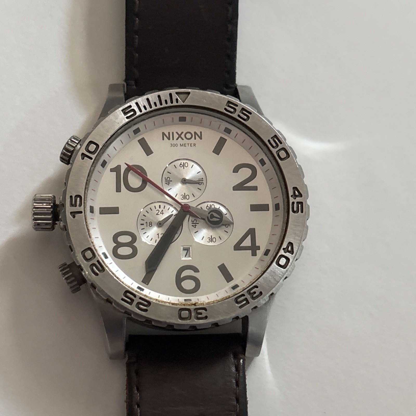 Nixon The 51-30 Chrono Silver Dial Sport Watch 300m Quartz Chronograph Leather