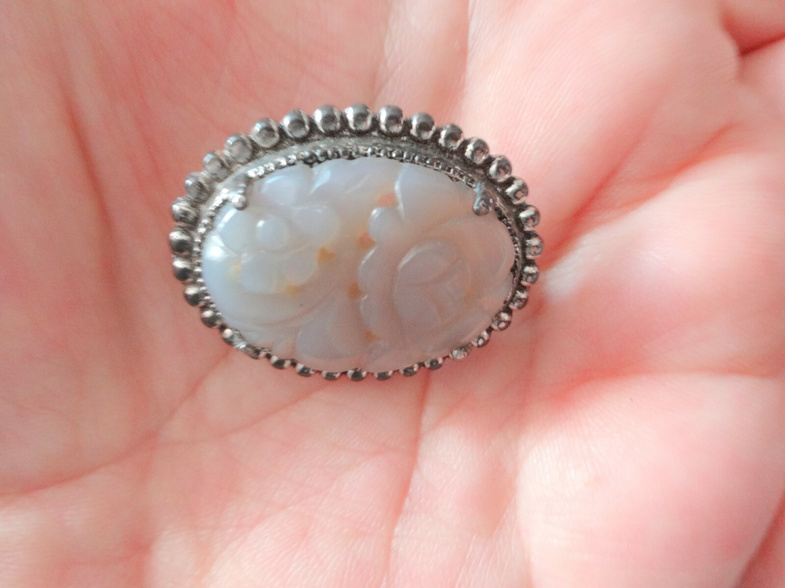 Antique Art Deco Victorian Chinese Asian Carved Translusent Stripe Agate Brooch