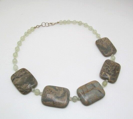 Heavy Green Bamboo Leaf Jasper Stone Bold Stone Bead Beaded Necklace 20.5 In