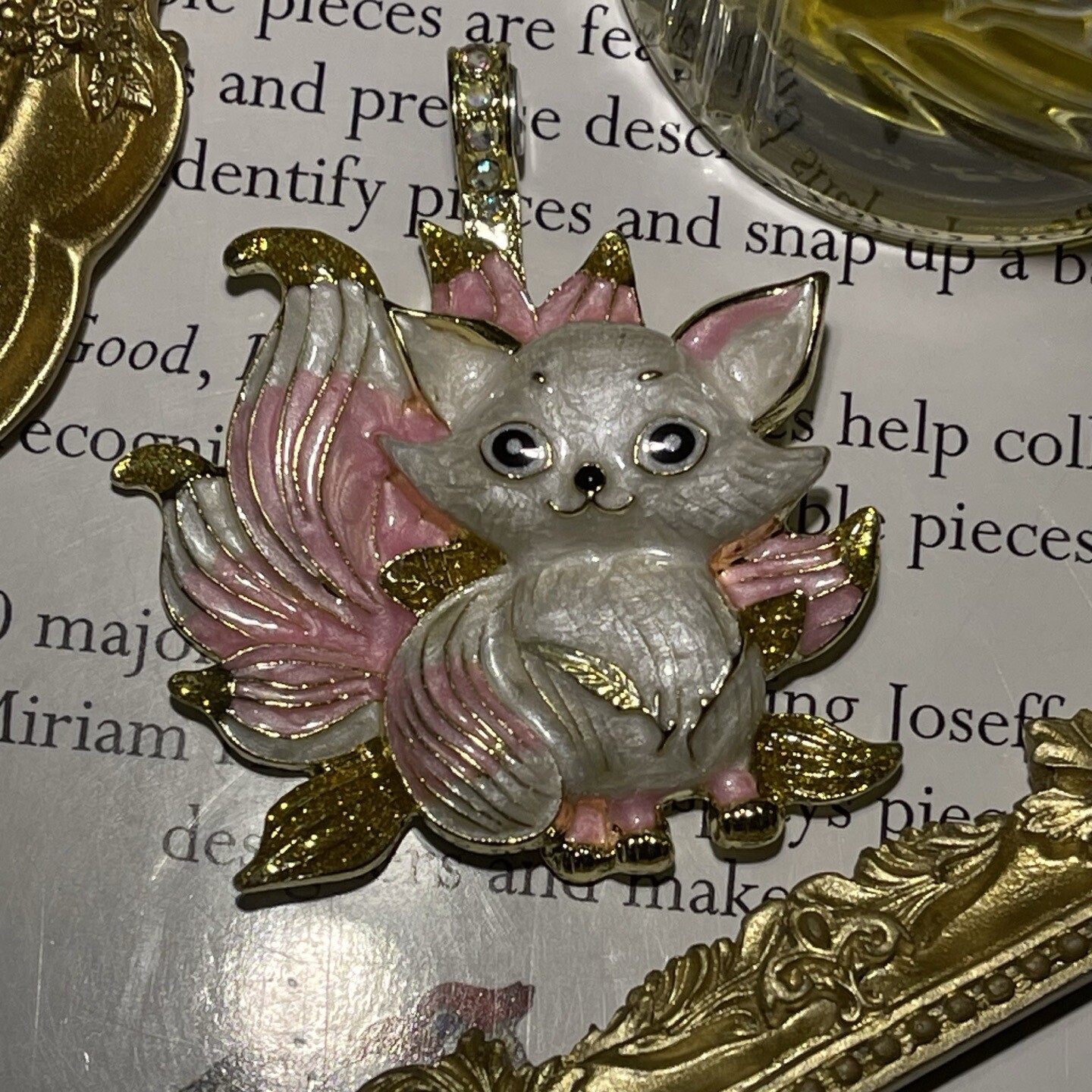 Medieval Vintage Retro Style Literary Versatile Nine-tailed Fox Magnetic Pendant