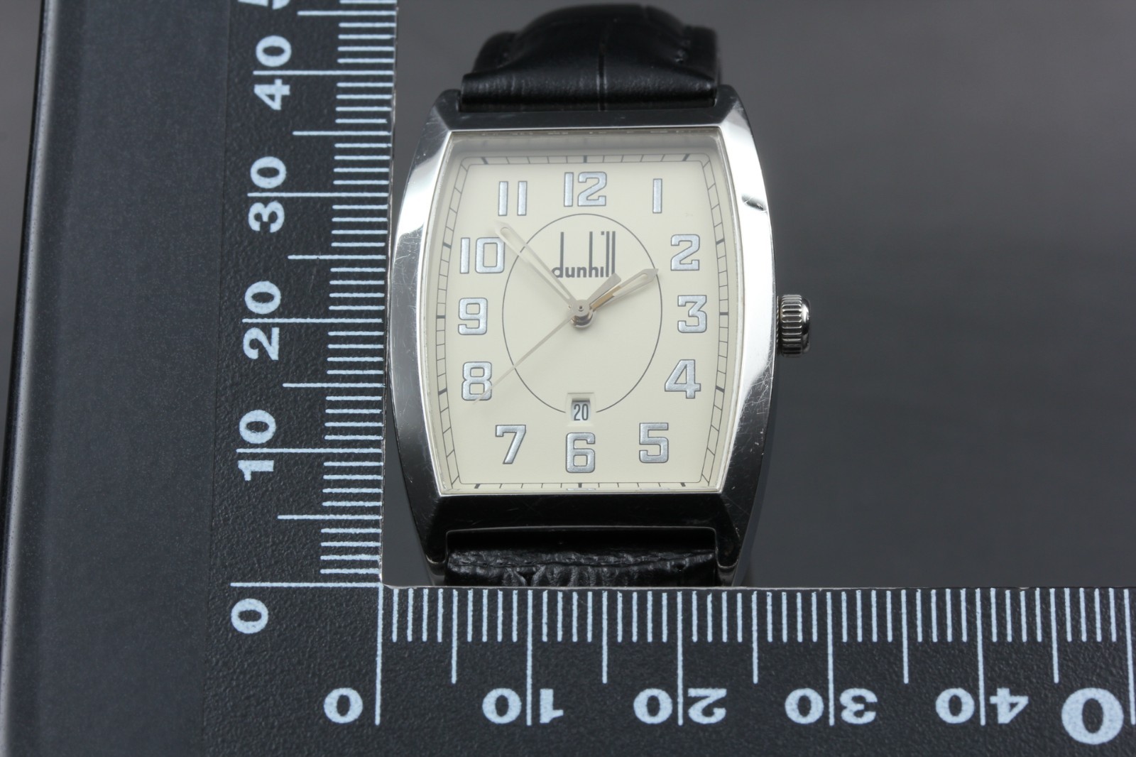 “N MINT” Vintage DUNHILL Cityscape 27mm Date White Quartz Men’s Watch From Japan