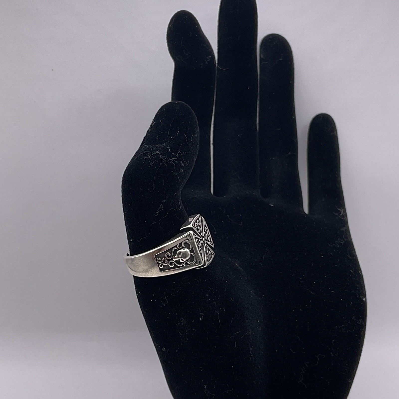Gothic Maltese Cross Signet Ring Size 9 Vintage Oxidized Silver Tone Filigree