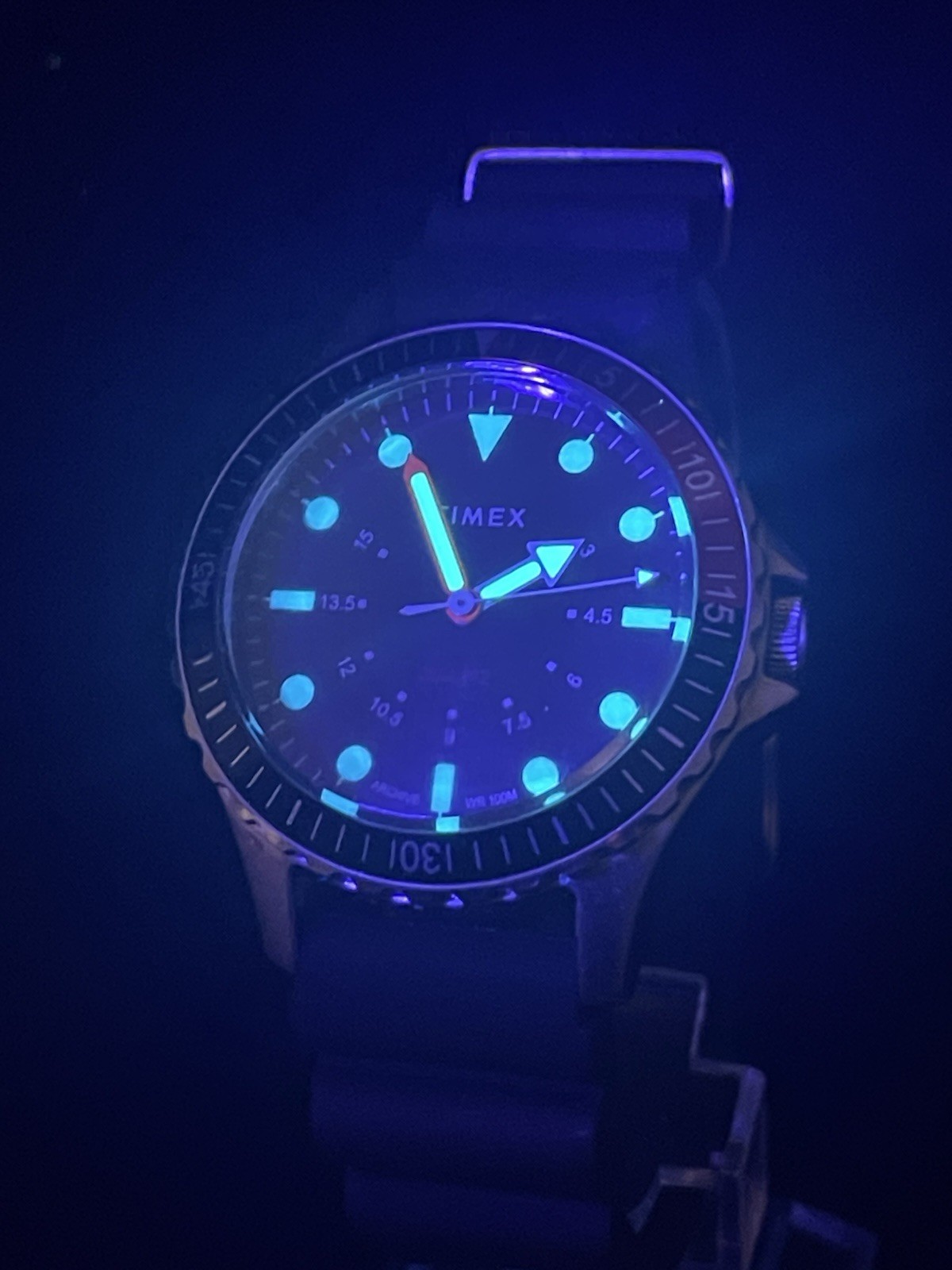 Timex Archive Navi Depth TW2T56300 Quartz Diver 38mm New Battery Excellent w Box
