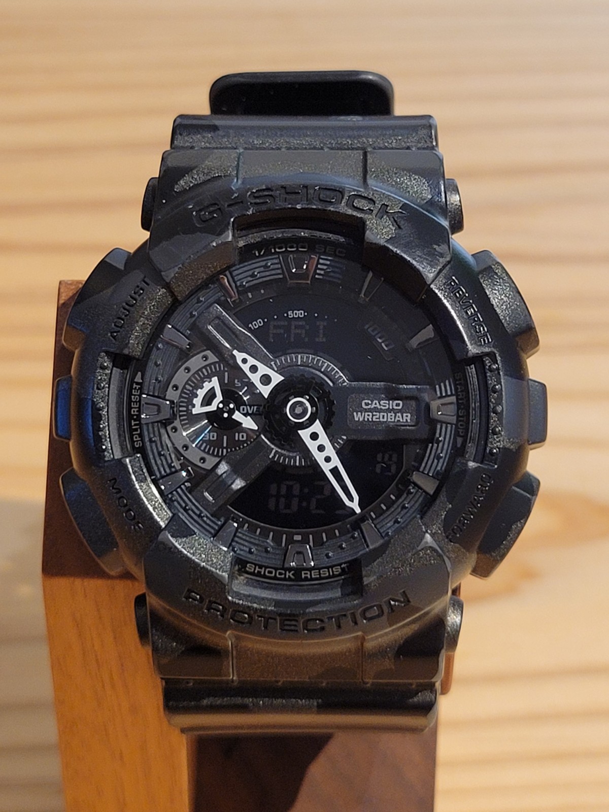 ​EXCELLENT! CASIO G-SHOCK GA-110CM Dark Camo – NEW BATTERY, HANDS ALIGNED