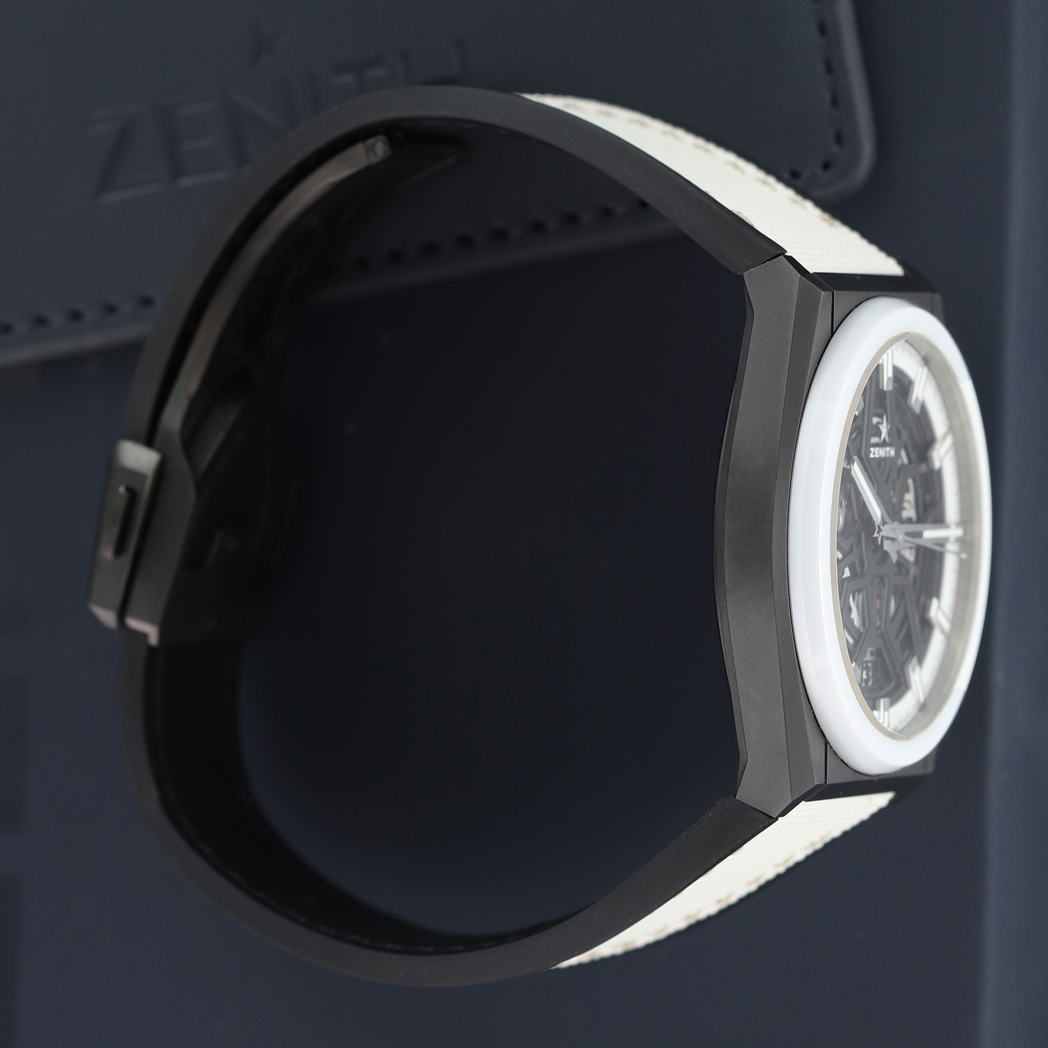 Zenith Defy Classic Ceramic 41mm BOUTIQUE EDITION 49.9005.670/11.R943
