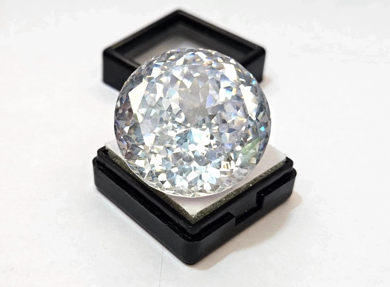 White Zircon Round Cut 70+Ct Cambodian Natural GIE Certified Loose Gemstone