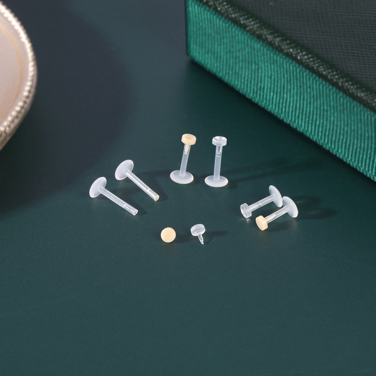 9Pcs Clear Acrylic Retainer Lip Rings Nose Stud Ear Helix Tragus Labret Piercing