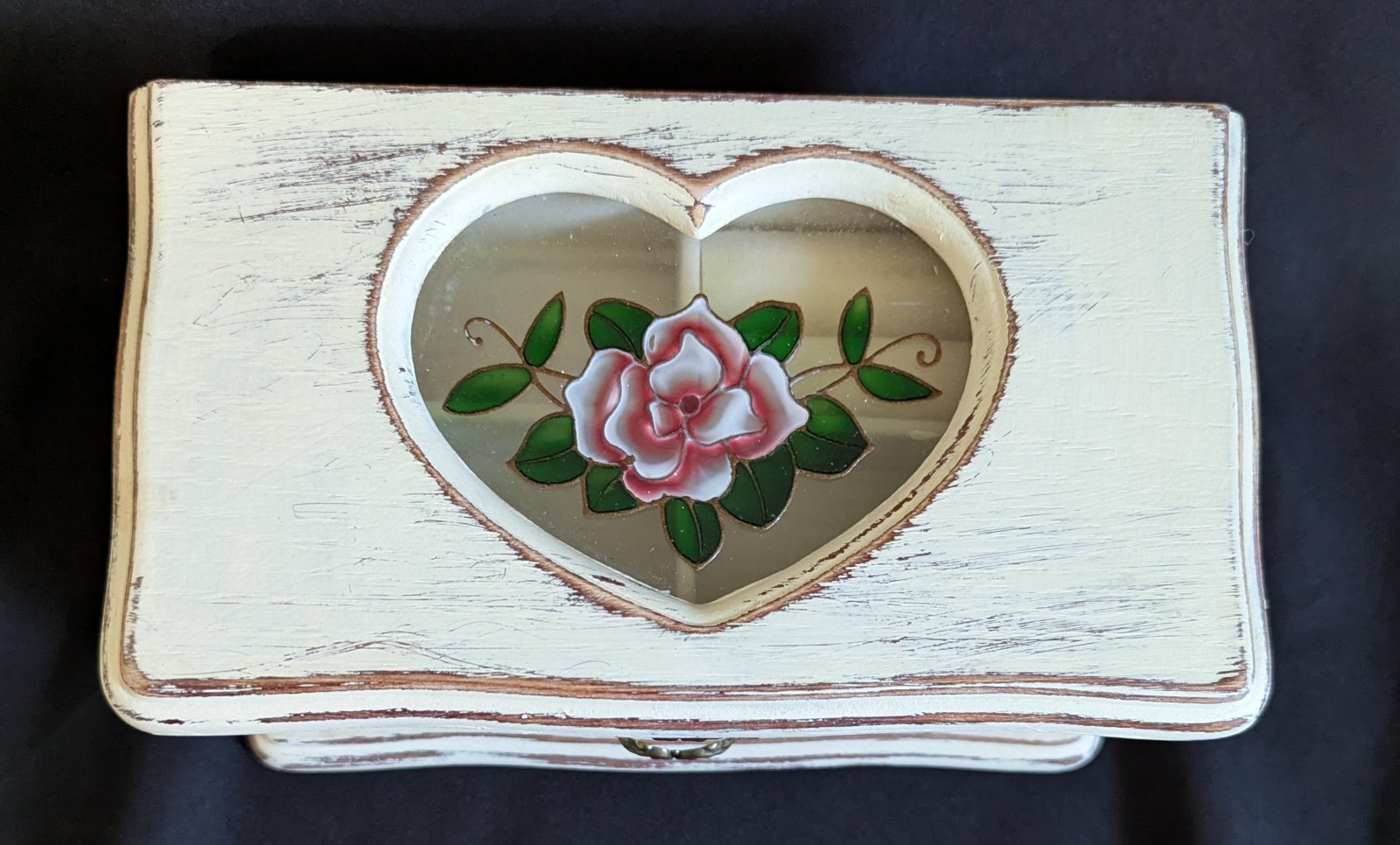 Vintage Shabby Distressed White Wooden Jewelry Box Table Top Rose Theme