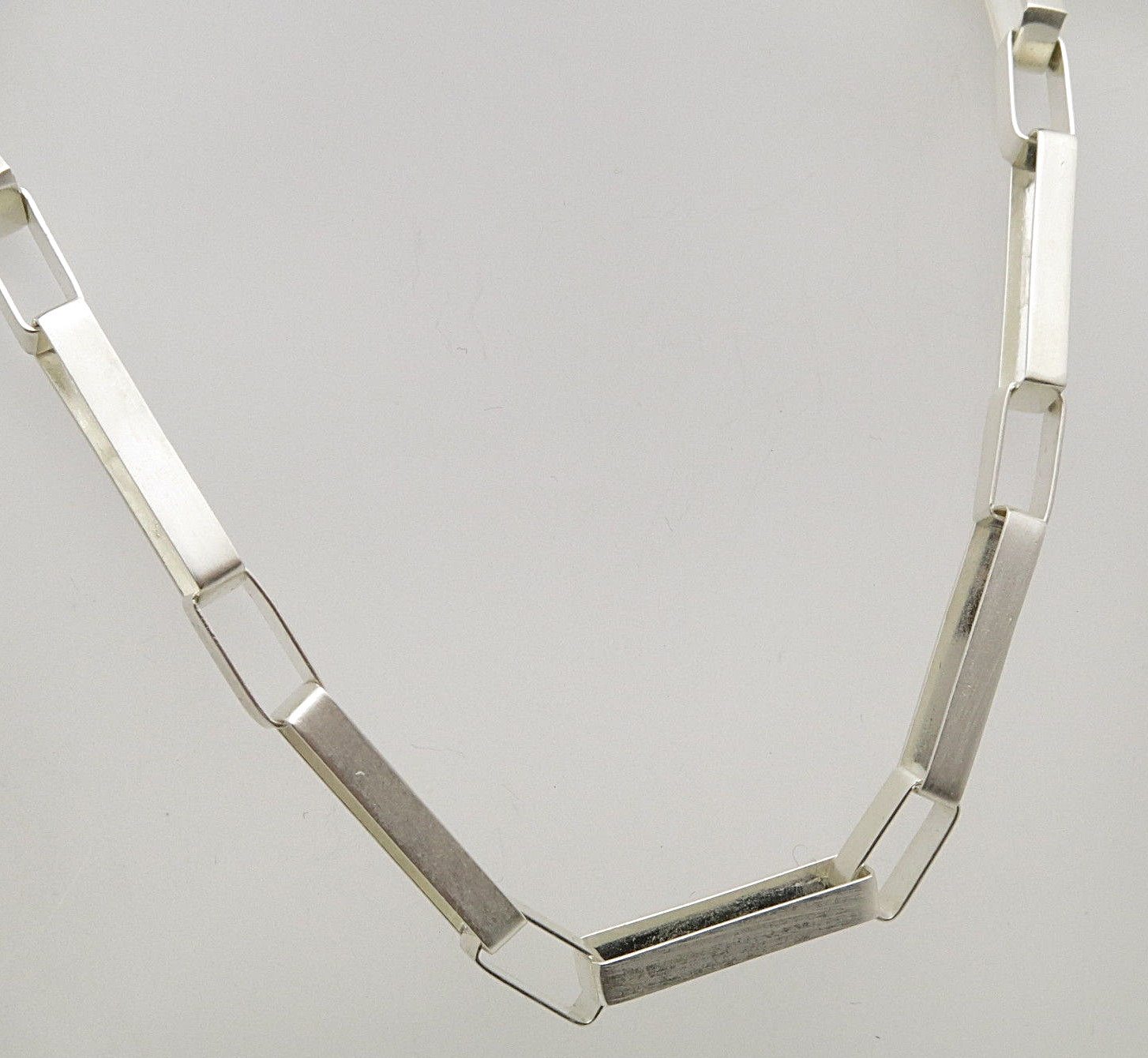 HOOP DESIGN – EYE CATCHING “RECTANGLES” NECKLACE CHAIN – 925 SILVER