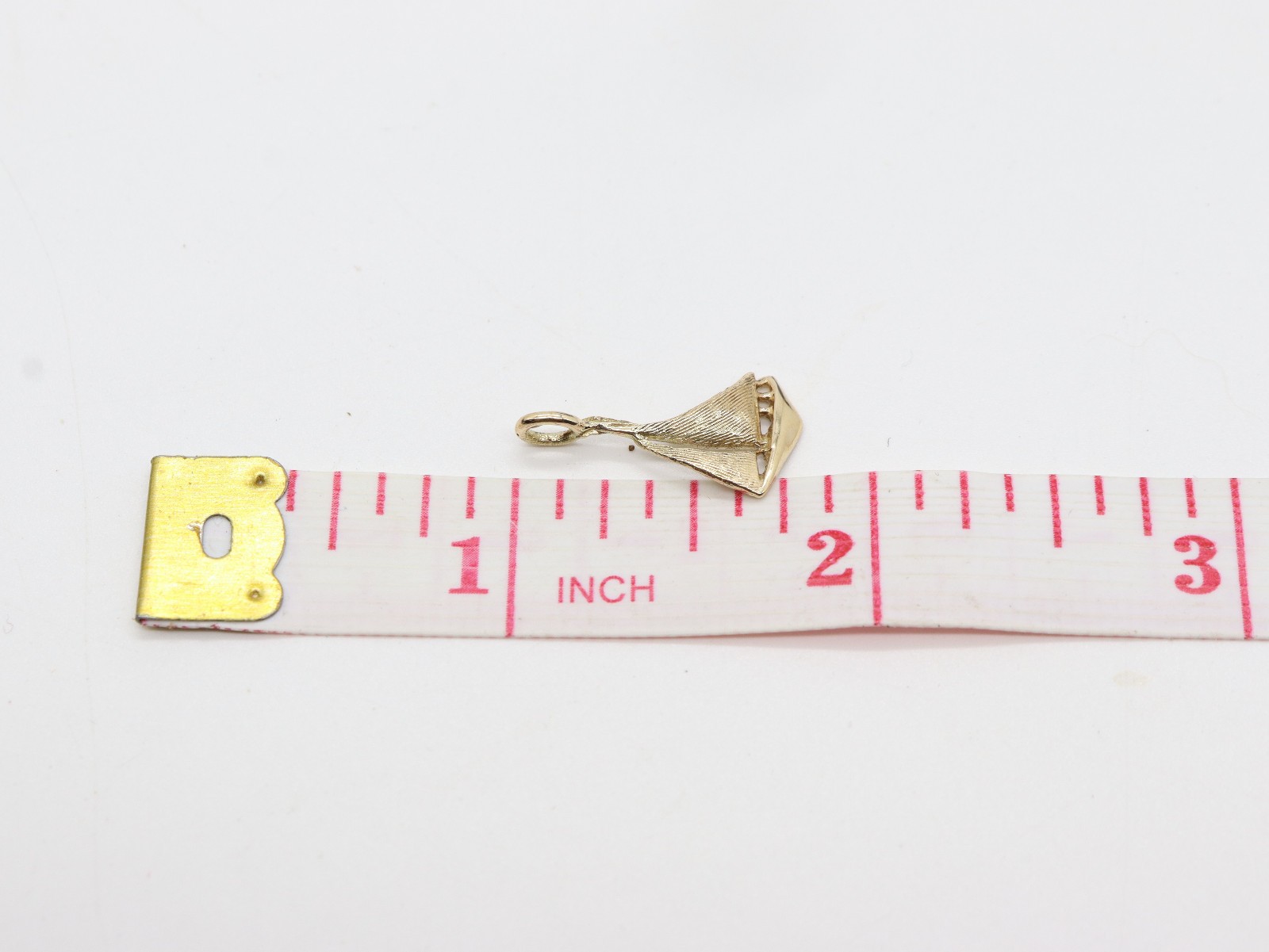 Petite 14K Yellow Gold 3/4″ Sailboat Pendant Charm 0.68 grams