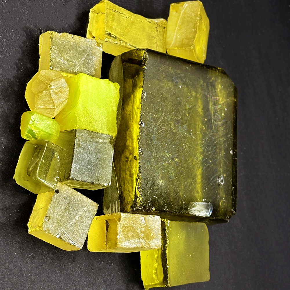 Lab Created Yellow Sapphire 1500 Ct Uncut Raw Rough Certified Lot Gemstone