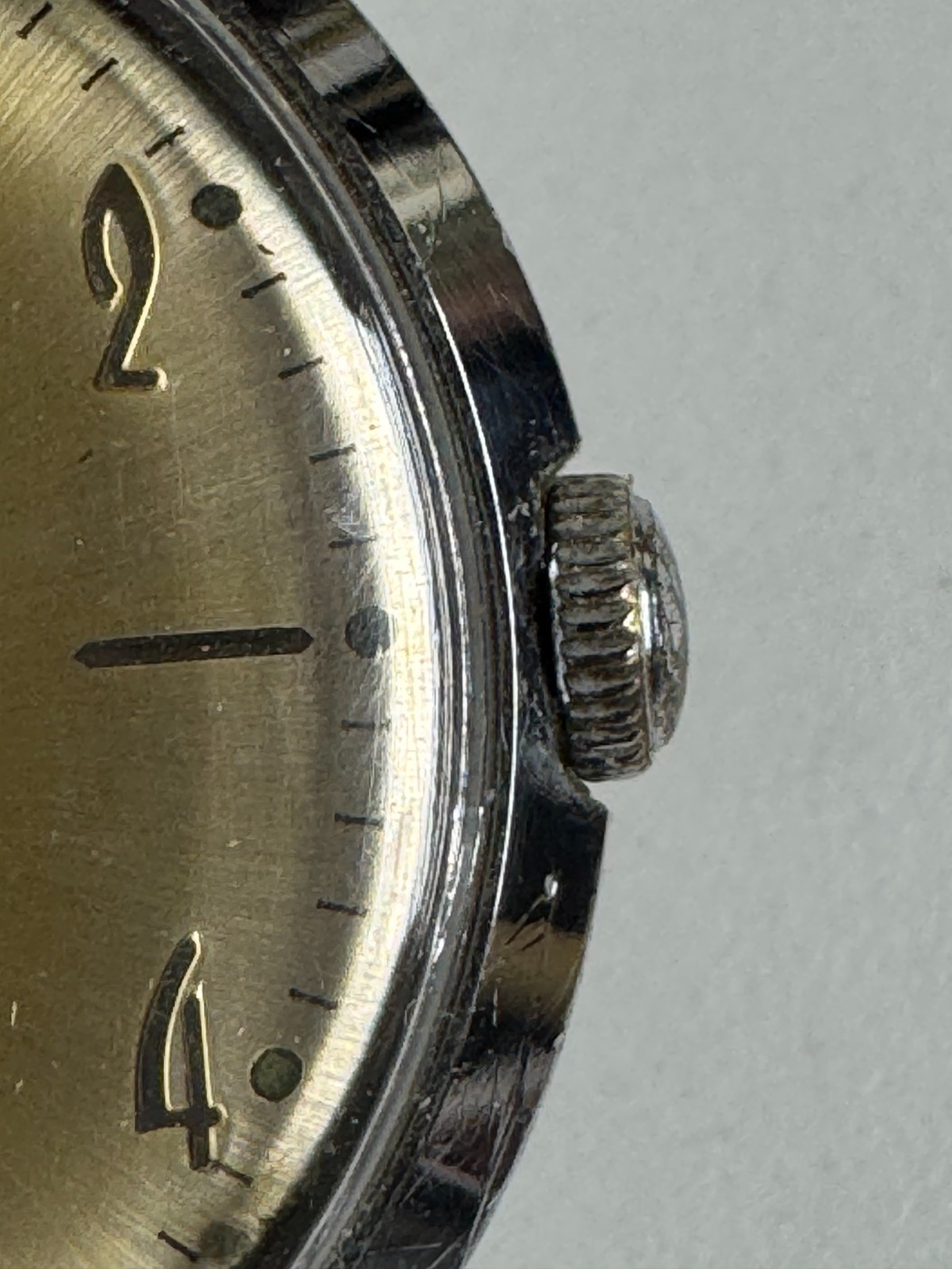 Timex Vintage 1965 Marlin Wind Up Watch 34MM Golden Sunburst Runs Good
