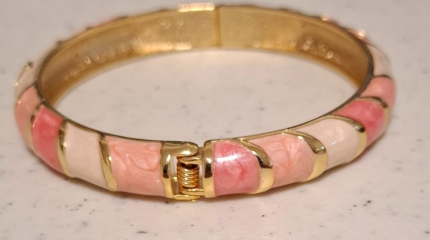 Jewelry Vintage Gold Tone Pink & Ivory Enamel Crystal Adornment Hinged Bracelet